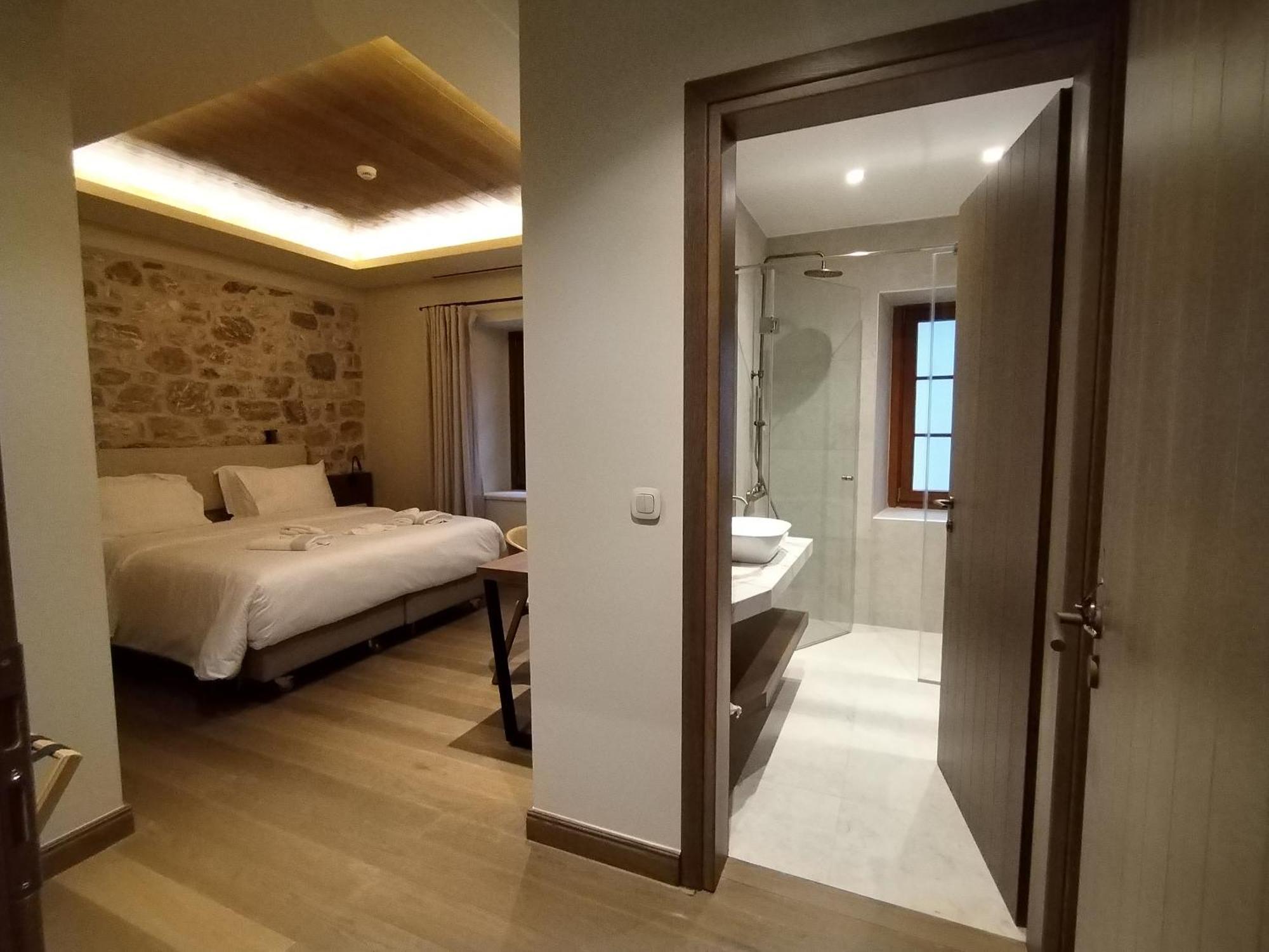 μikri Arktos Boutique Hotel 3*