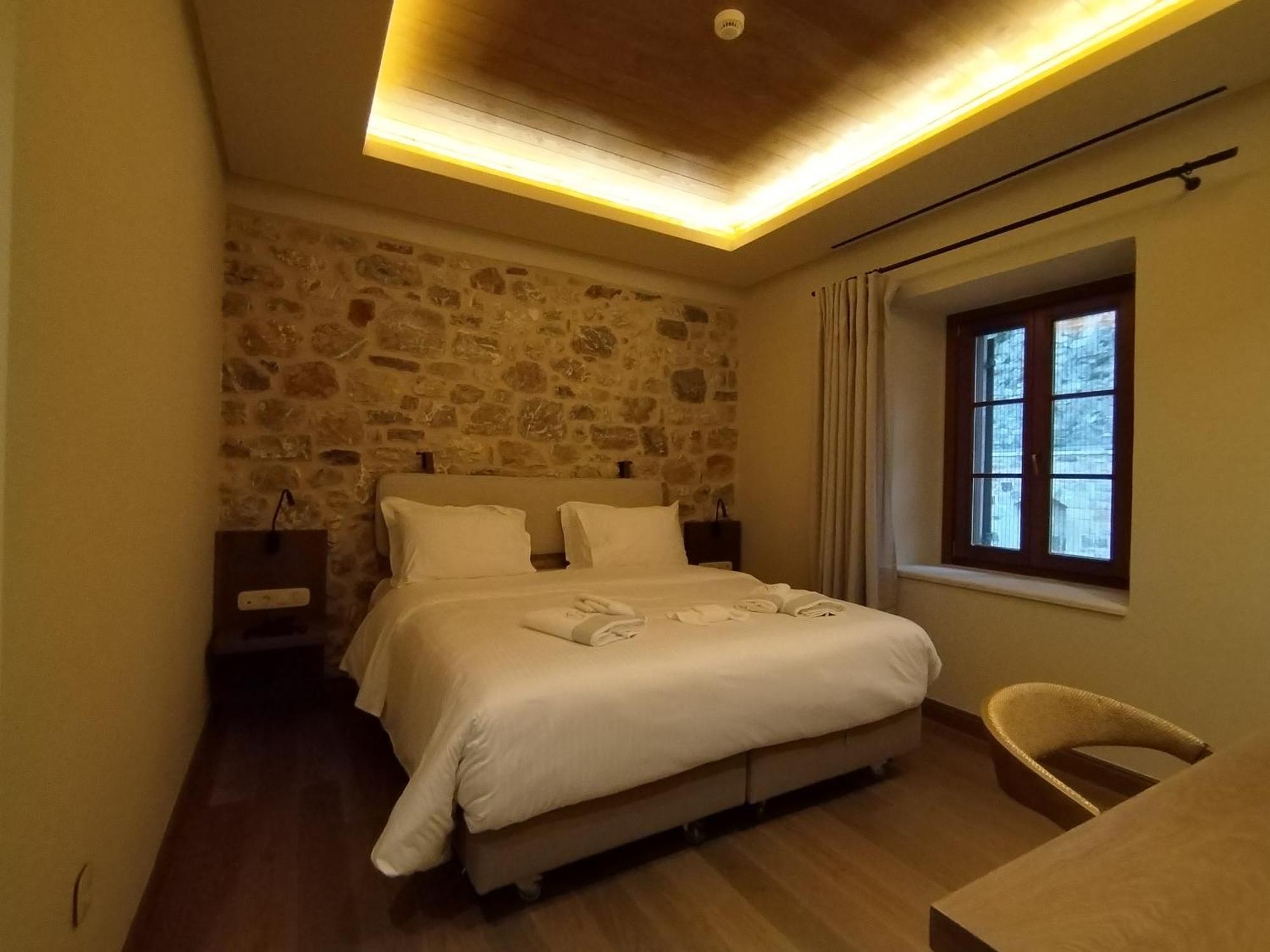 μikri Arktos Boutique Dimitsana