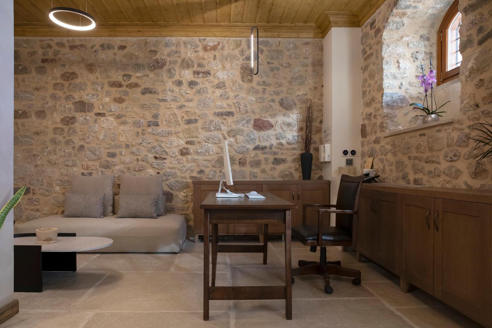 μikri Arktos Boutique Hotel 3*