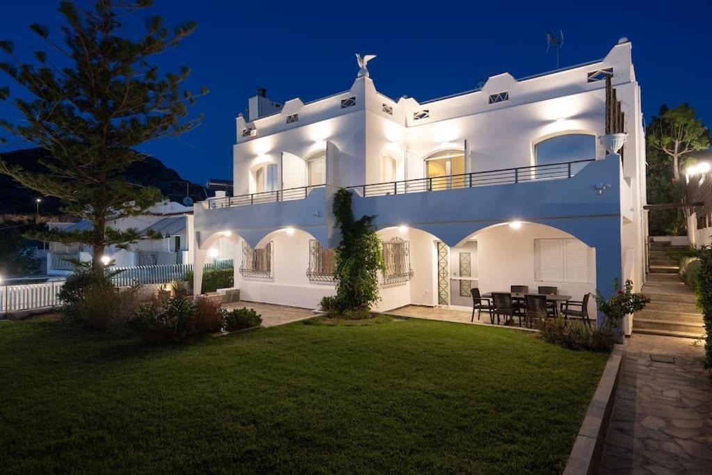 Mare Nostrum Sounio Villa *