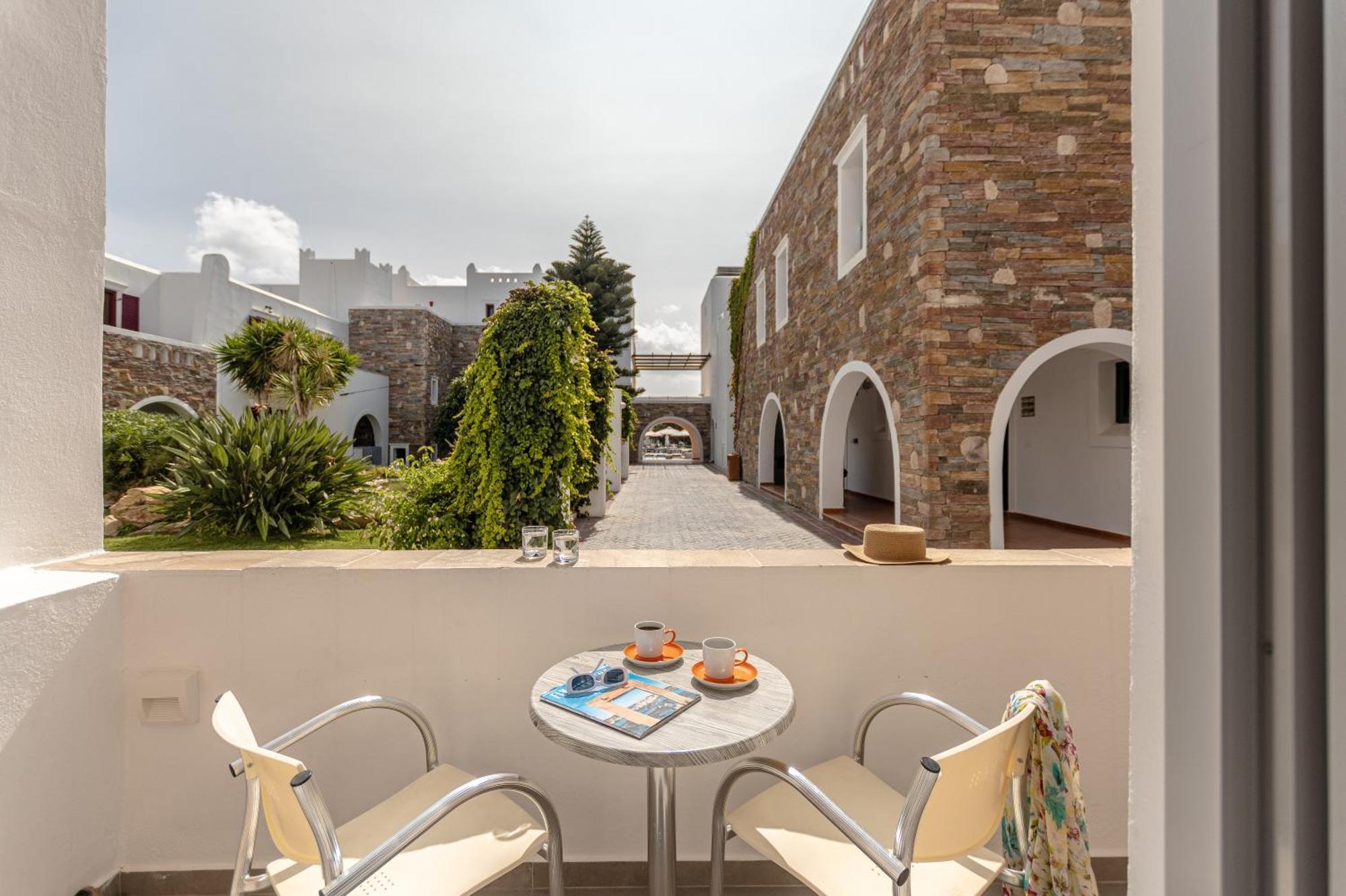 Naxos Hotel