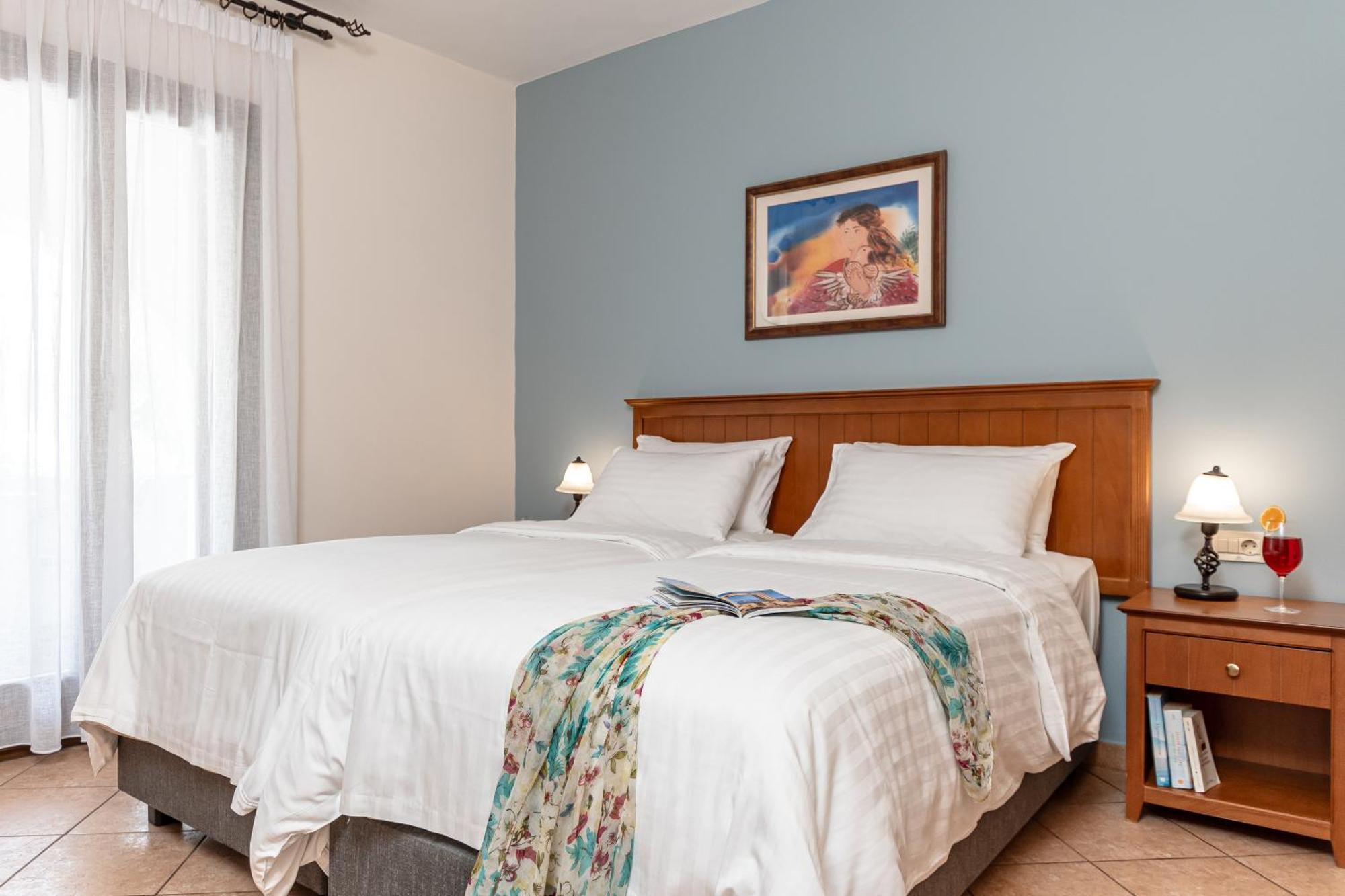 Hotel Naxos 3*