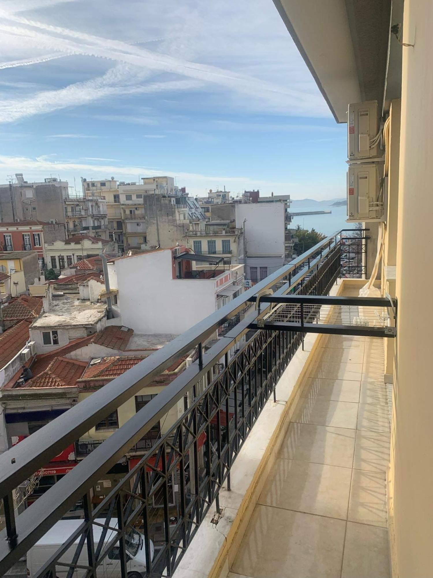 Squareview Apartment