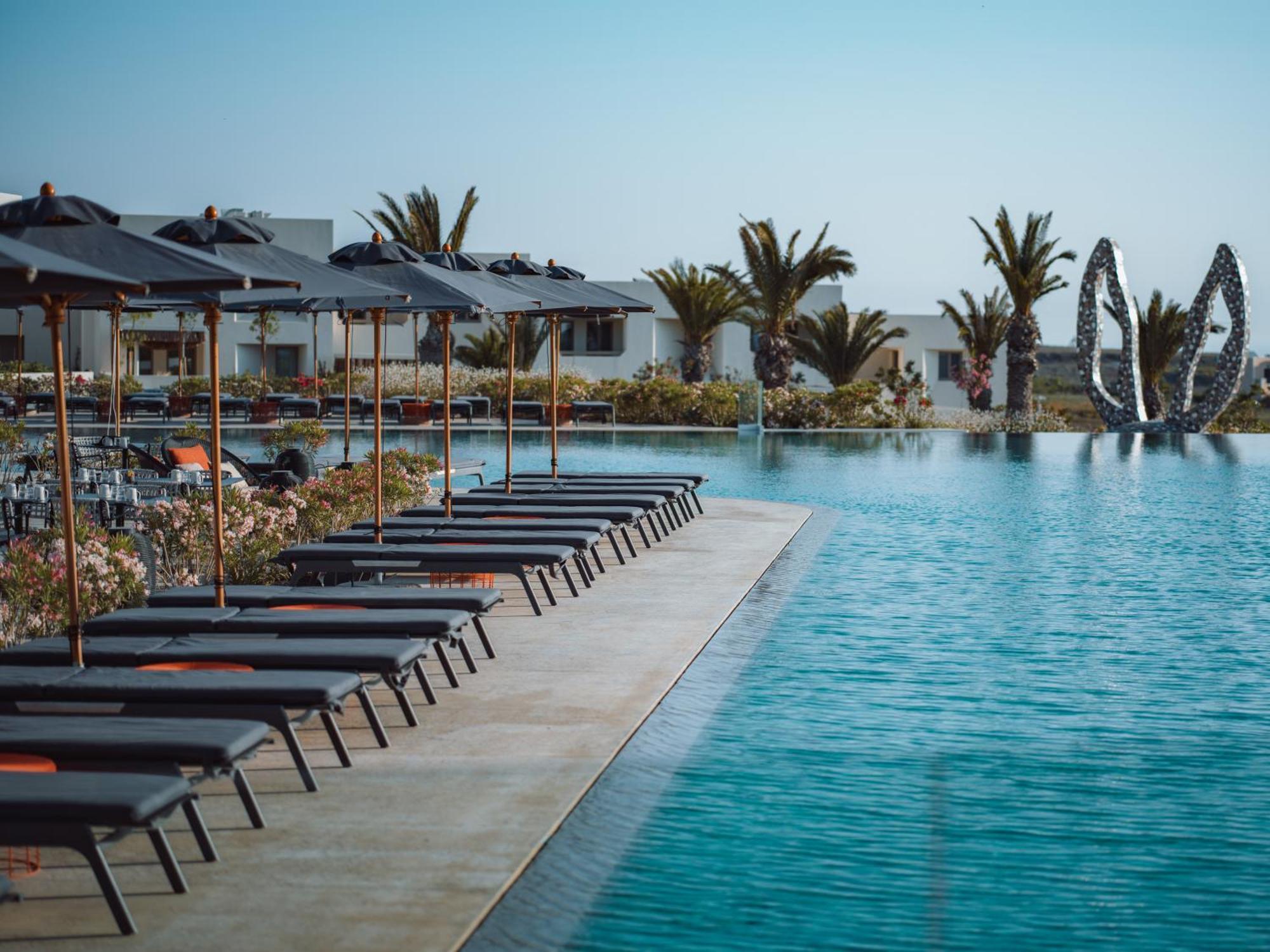 Nous Santorini 5*