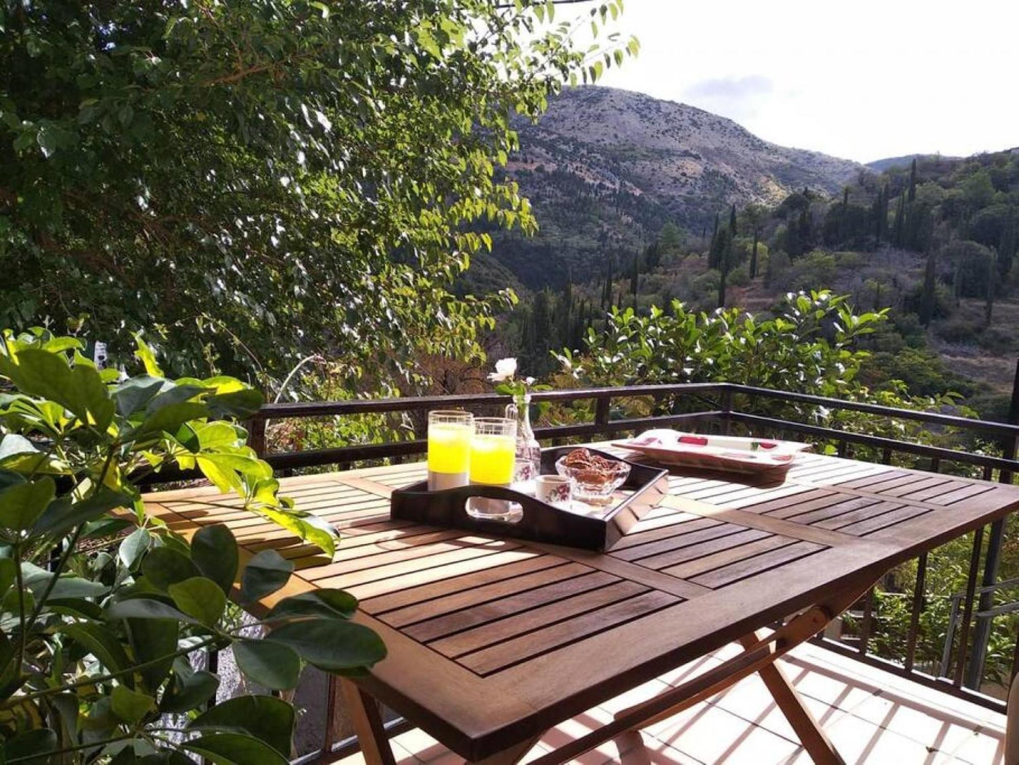 Aggelos House In Holiday home