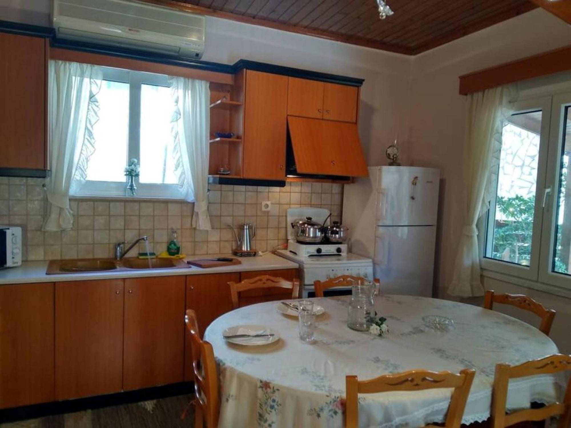 Aggelos House In Holiday home