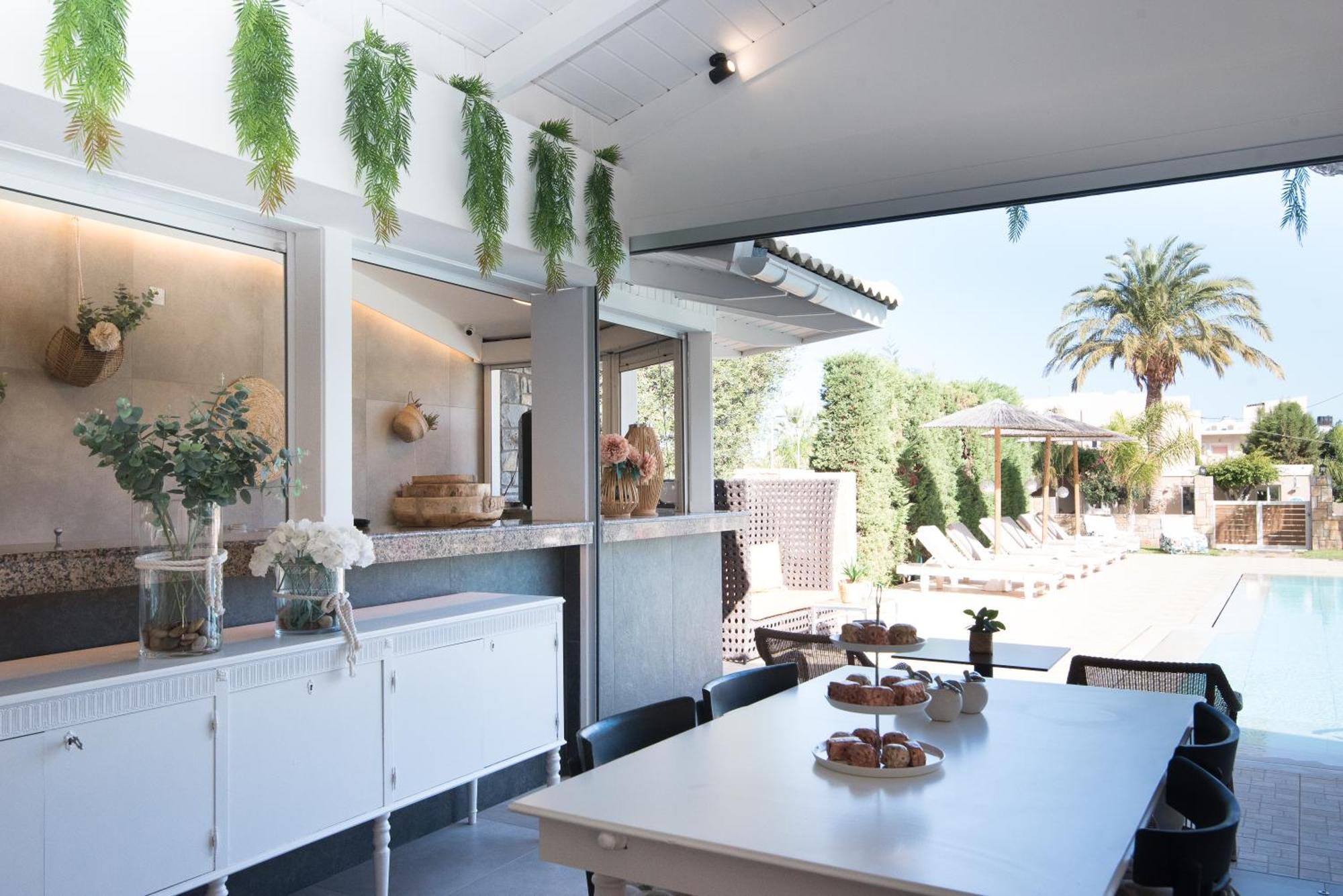 Mirage Apartment