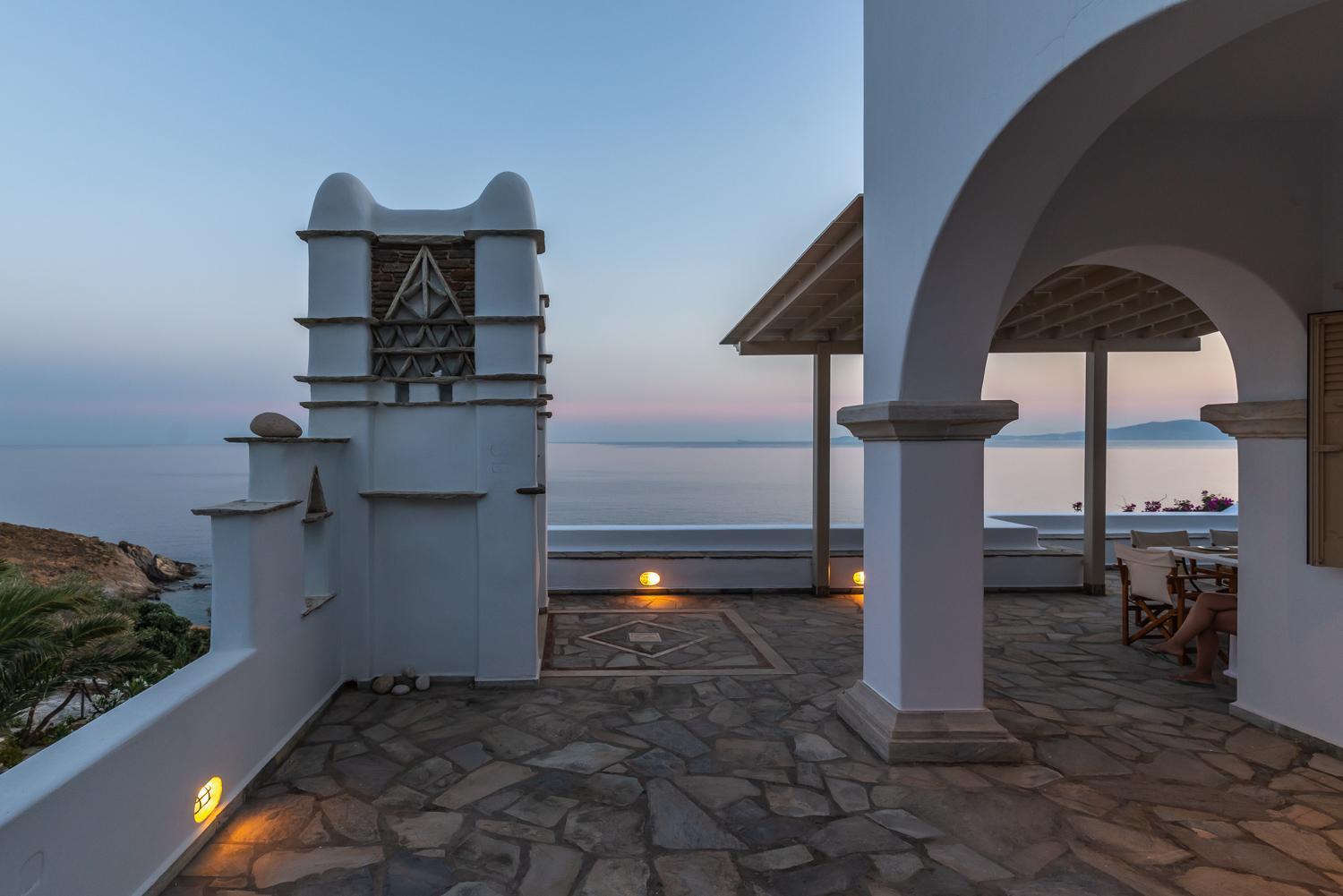 La Chapelle Est Agios Romanos