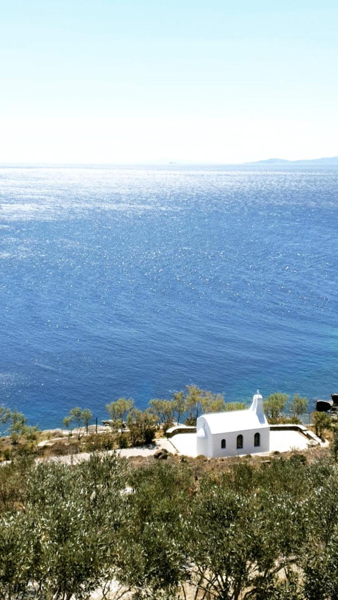 La Chapelle Est Agios Romanos