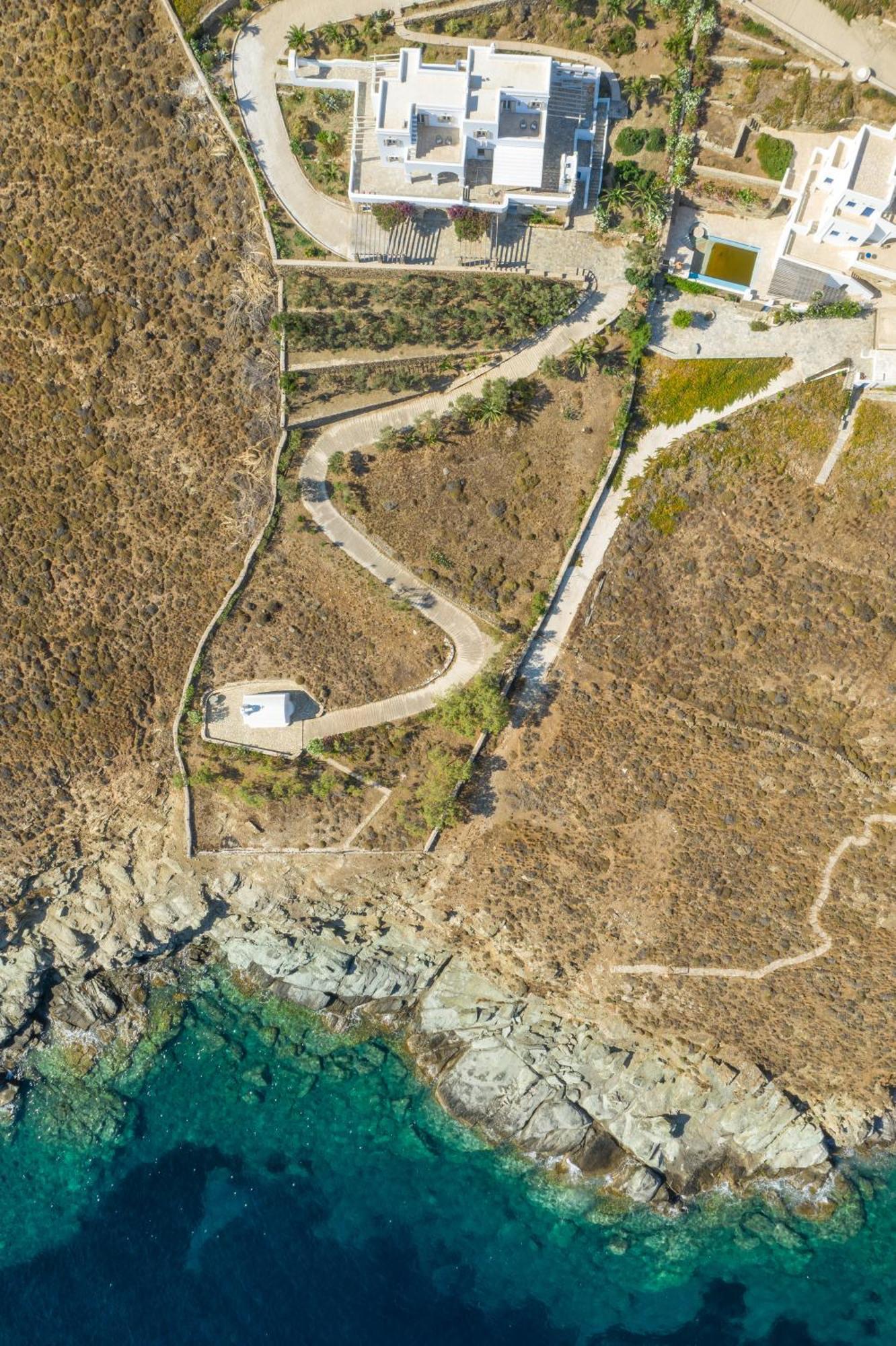 La Chapelle Est * Agios Romanos
