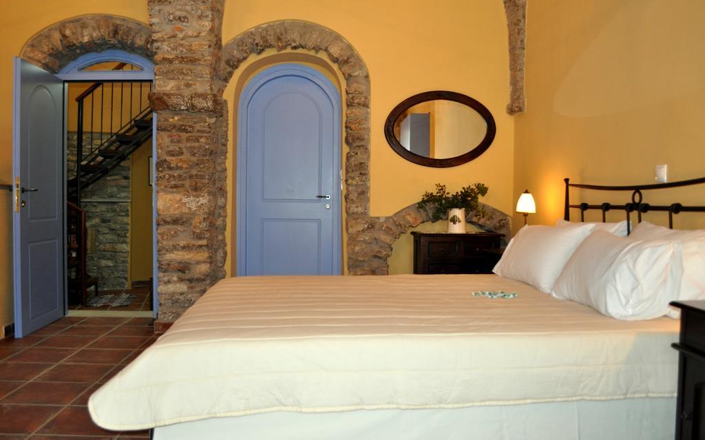 Mastiha House