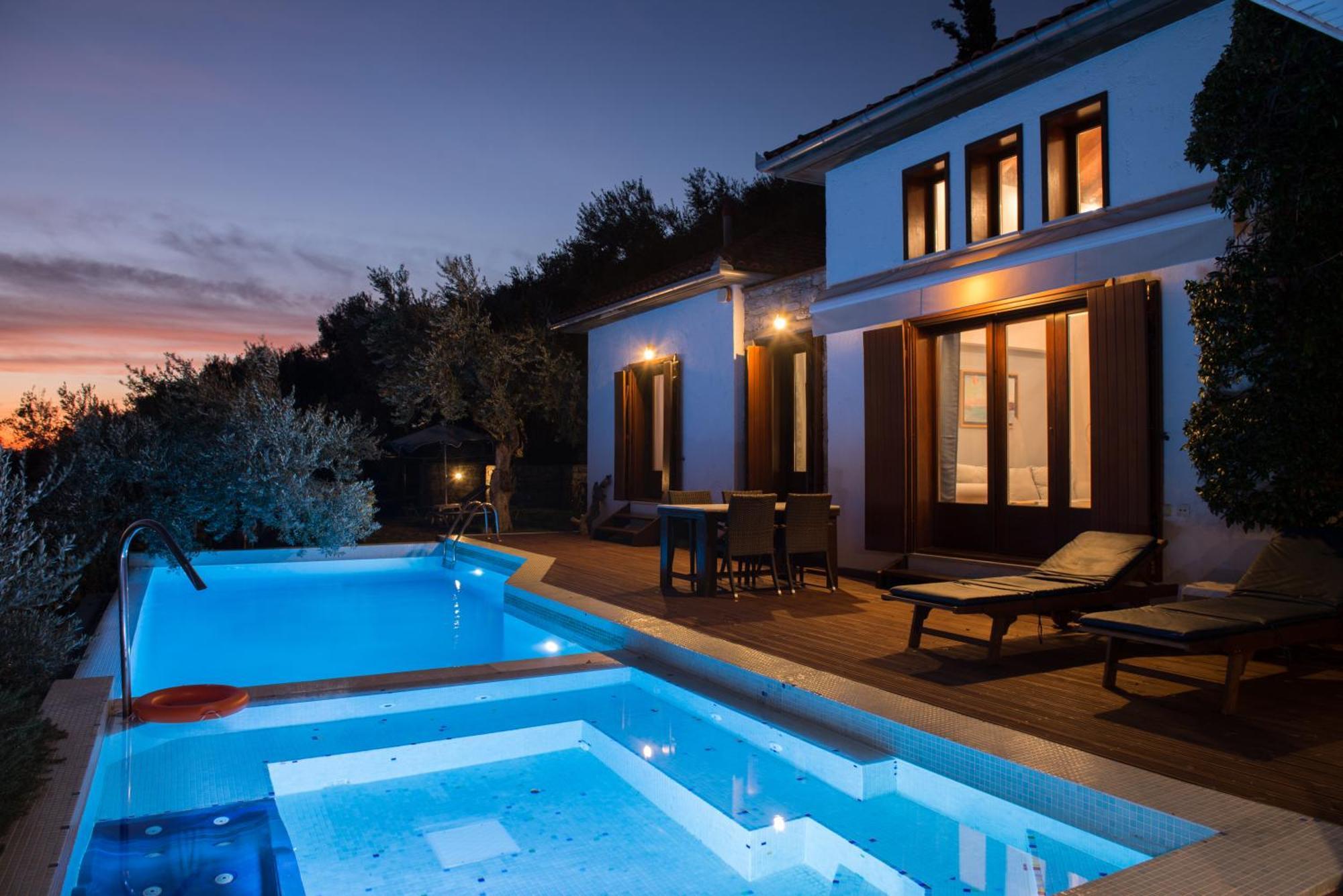 Elia Pilio Villas Villa *