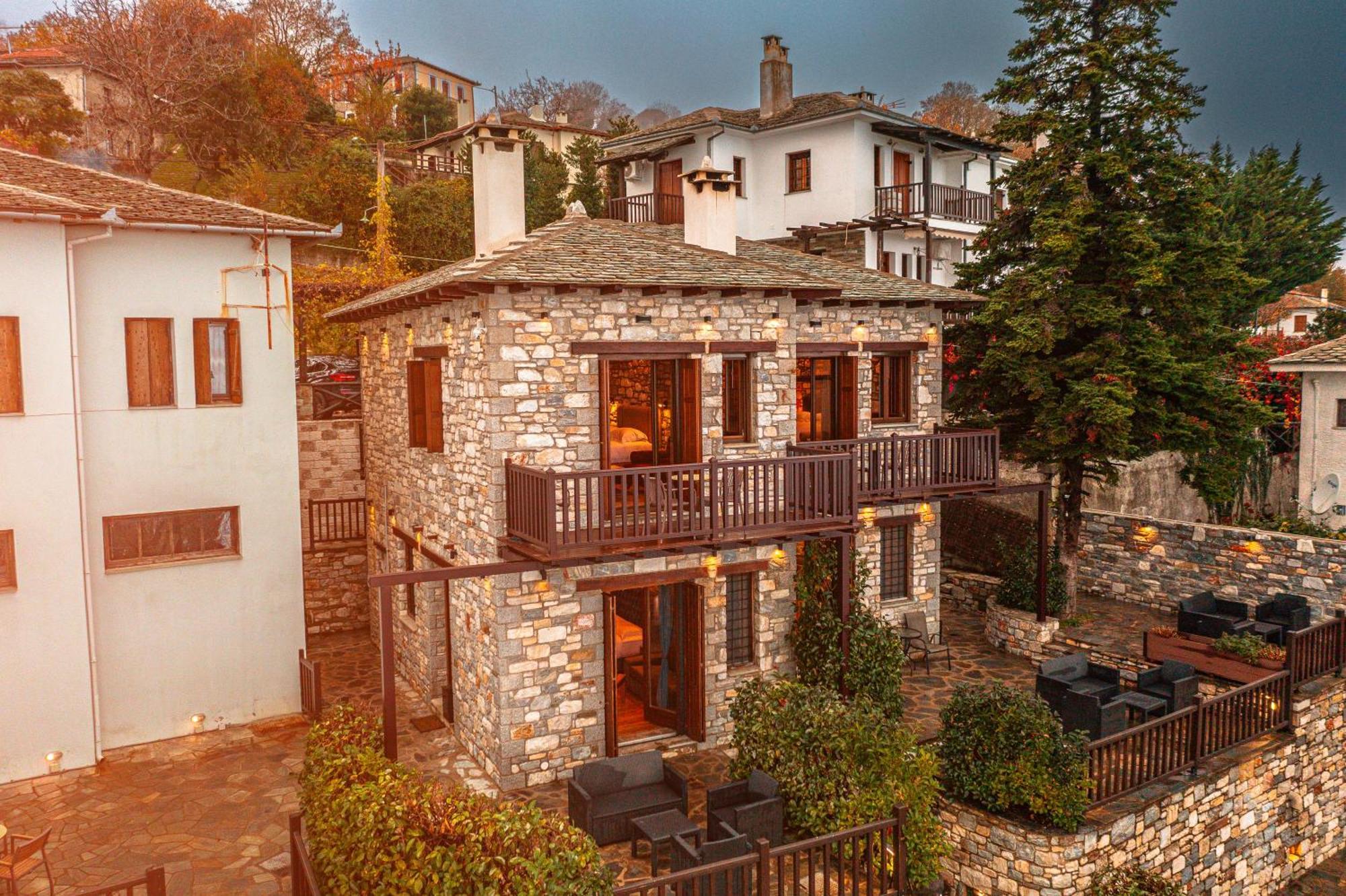 Apartment Mple Feggari Mouresi