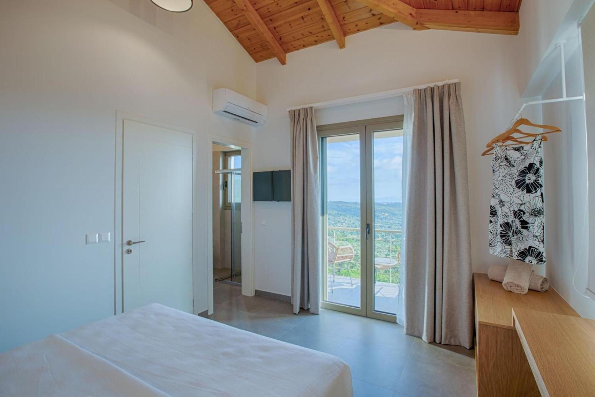 Veramente With Sea View *