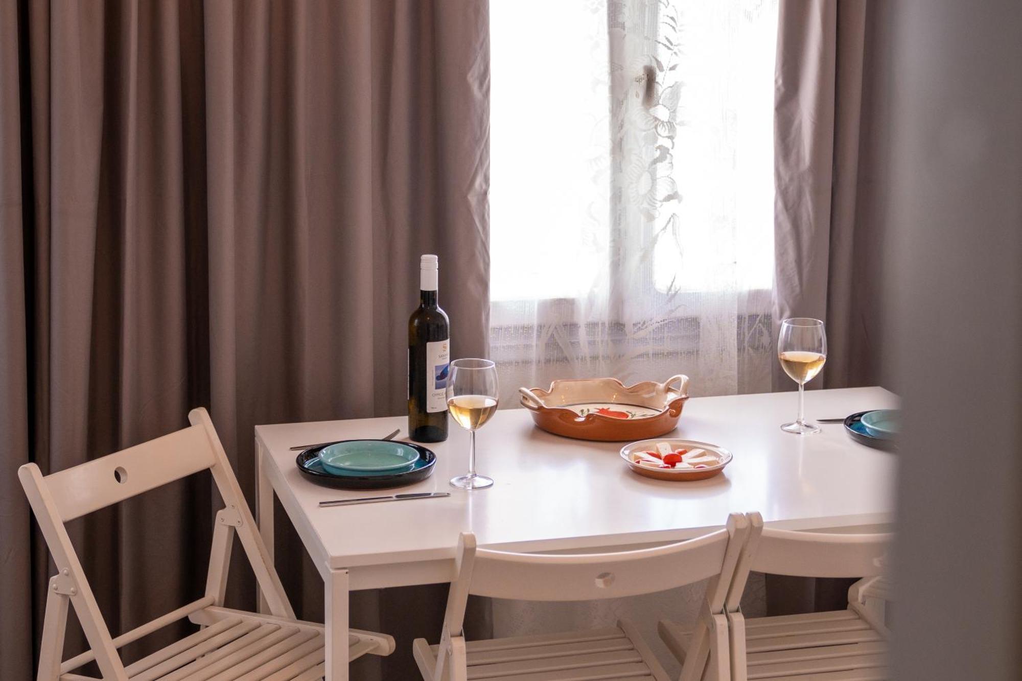 Grandma's Sifnos House Aparthotel *