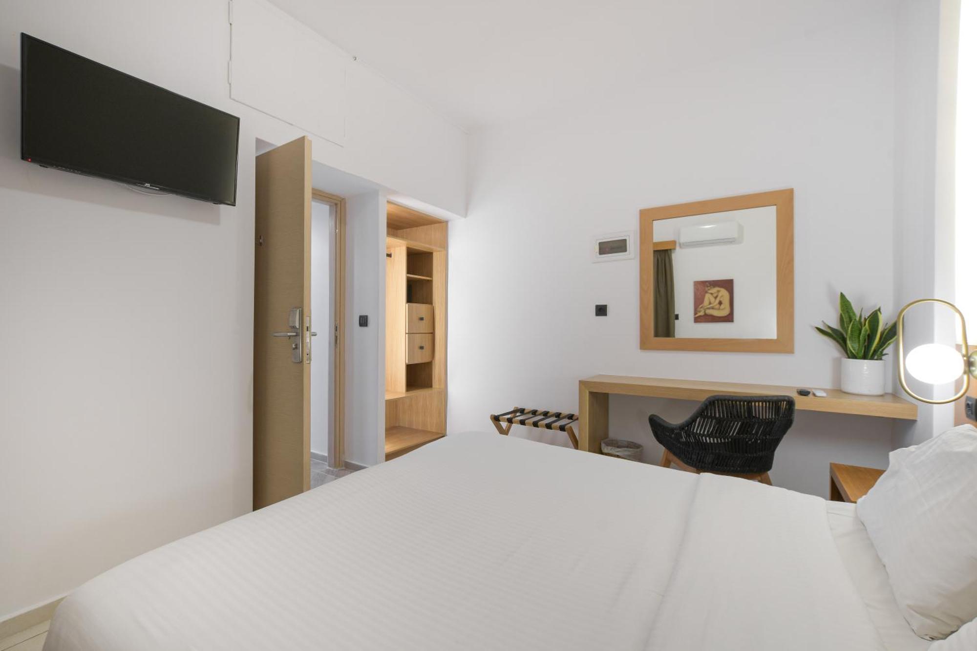 Hotel Georgia's Garden By Omilos 3*