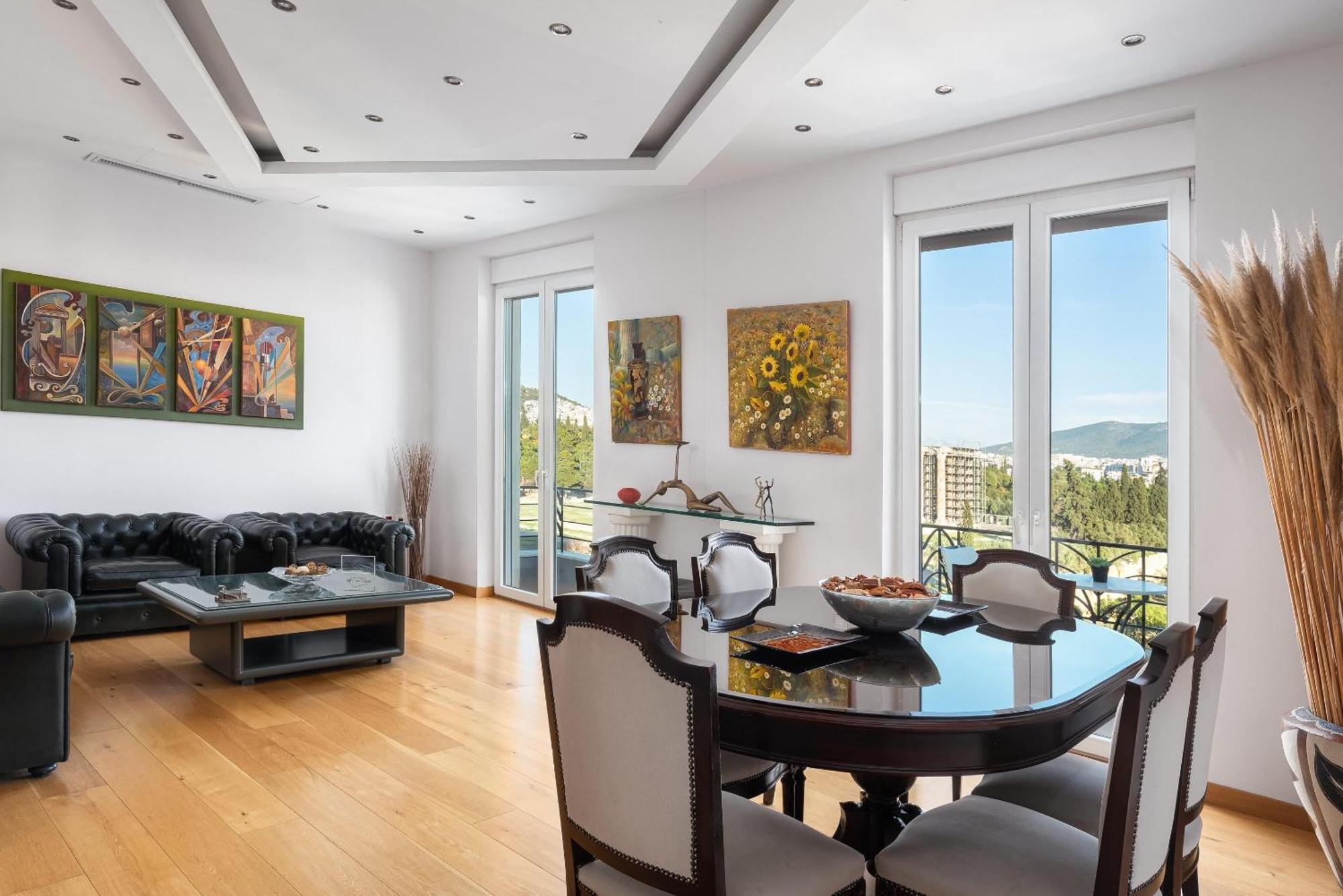 Acropolis Elegant Penthouse Apartment