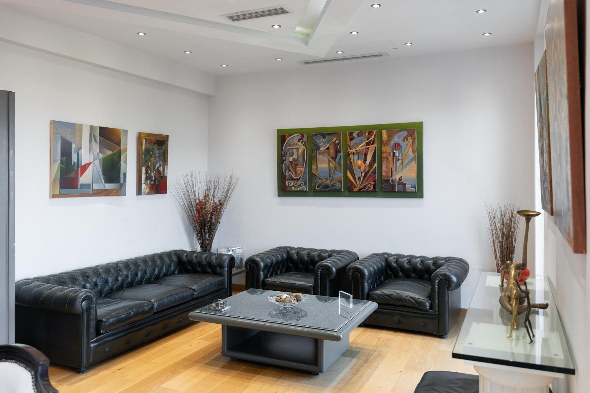 Acropolis Elegant Penthouse *