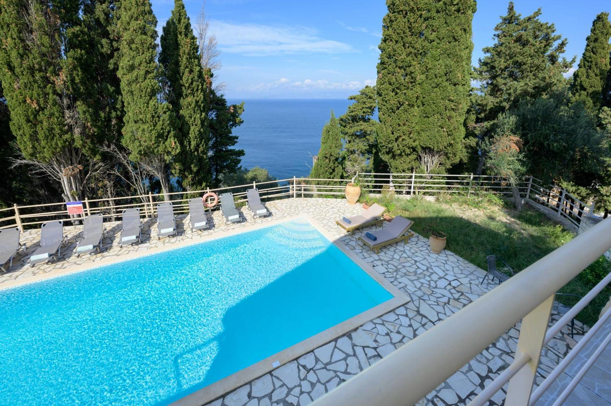 Pangolas Paxos