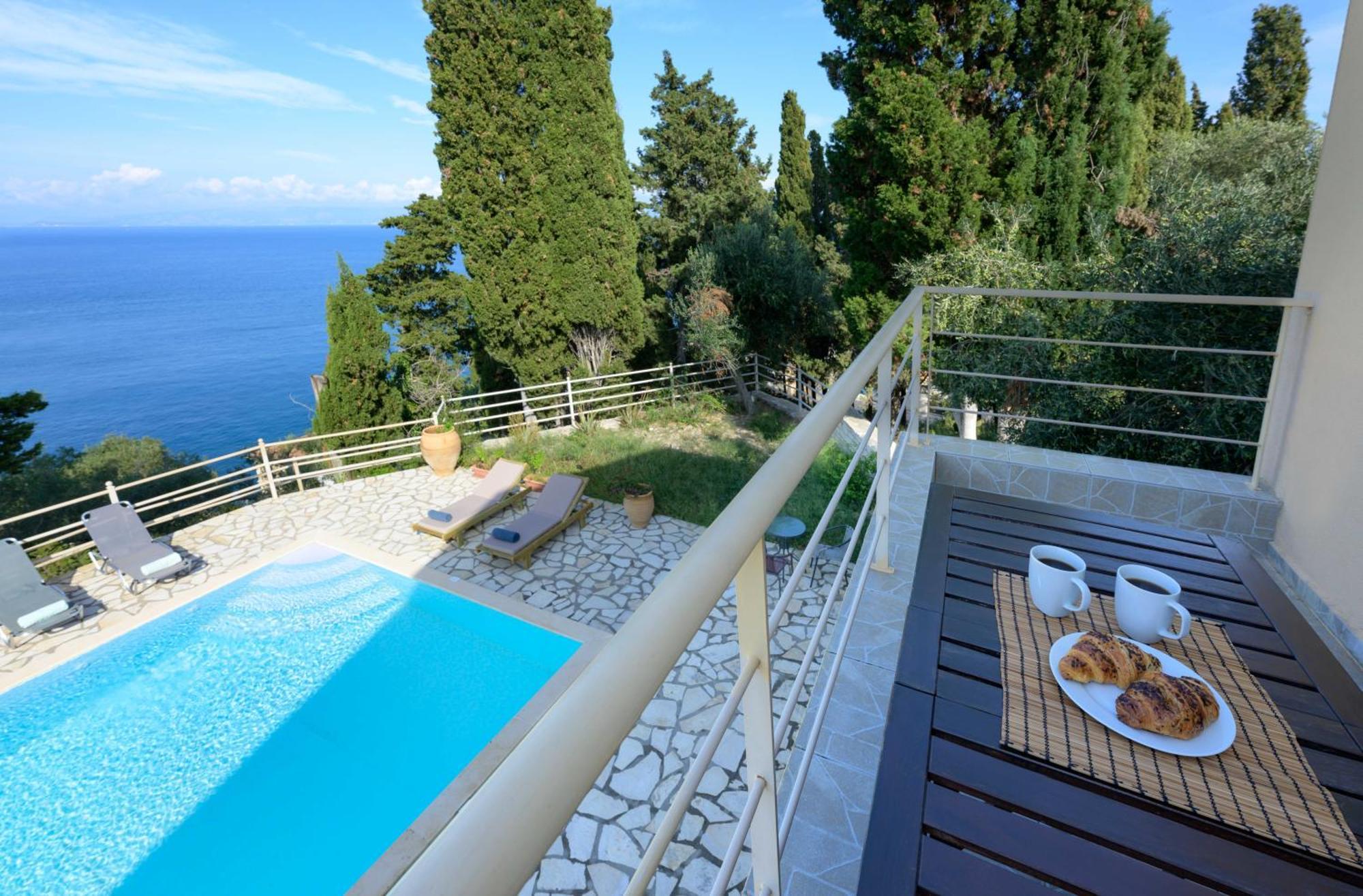 Pangolas Paxos