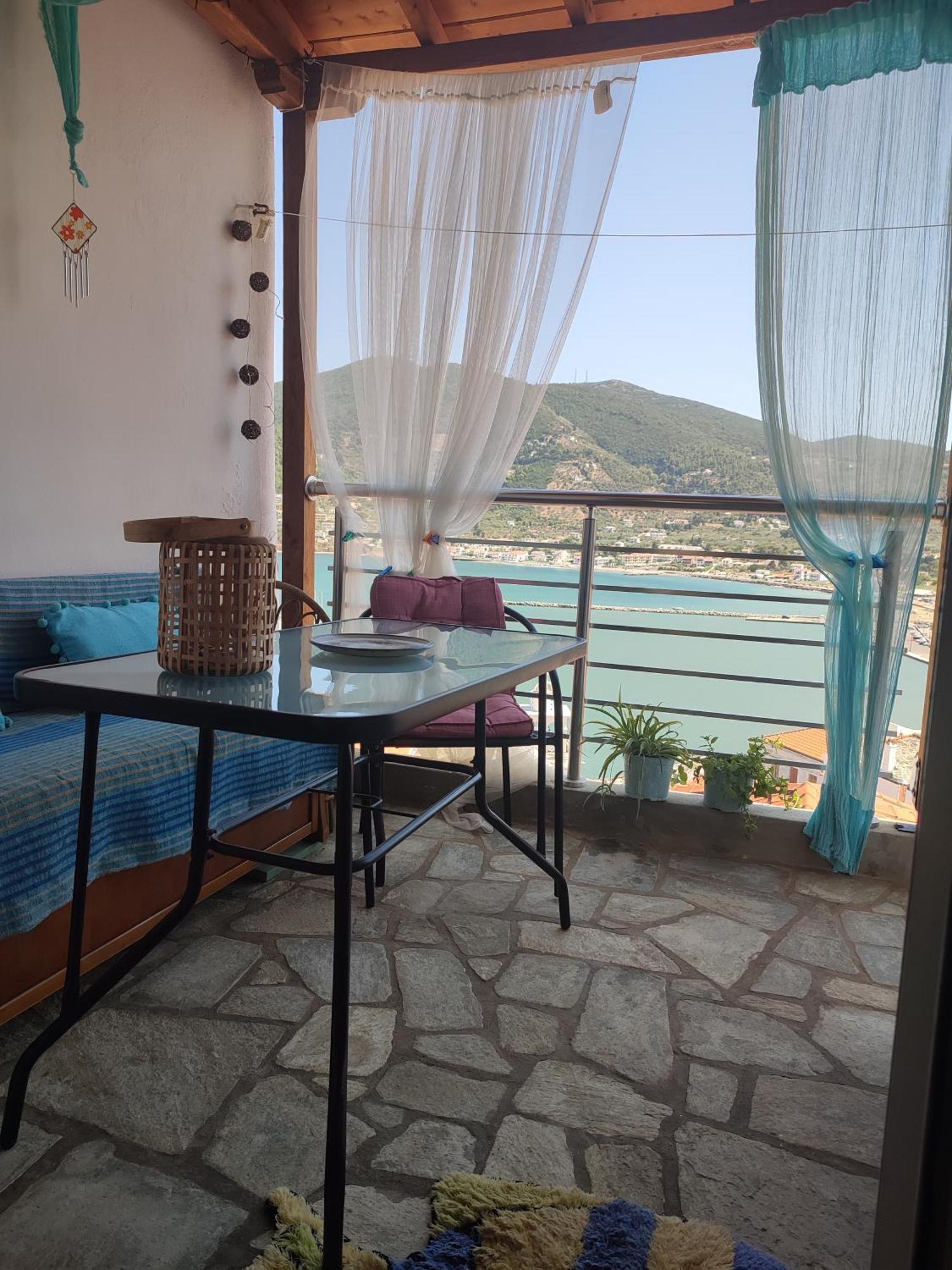 Holiday home Kastro House *