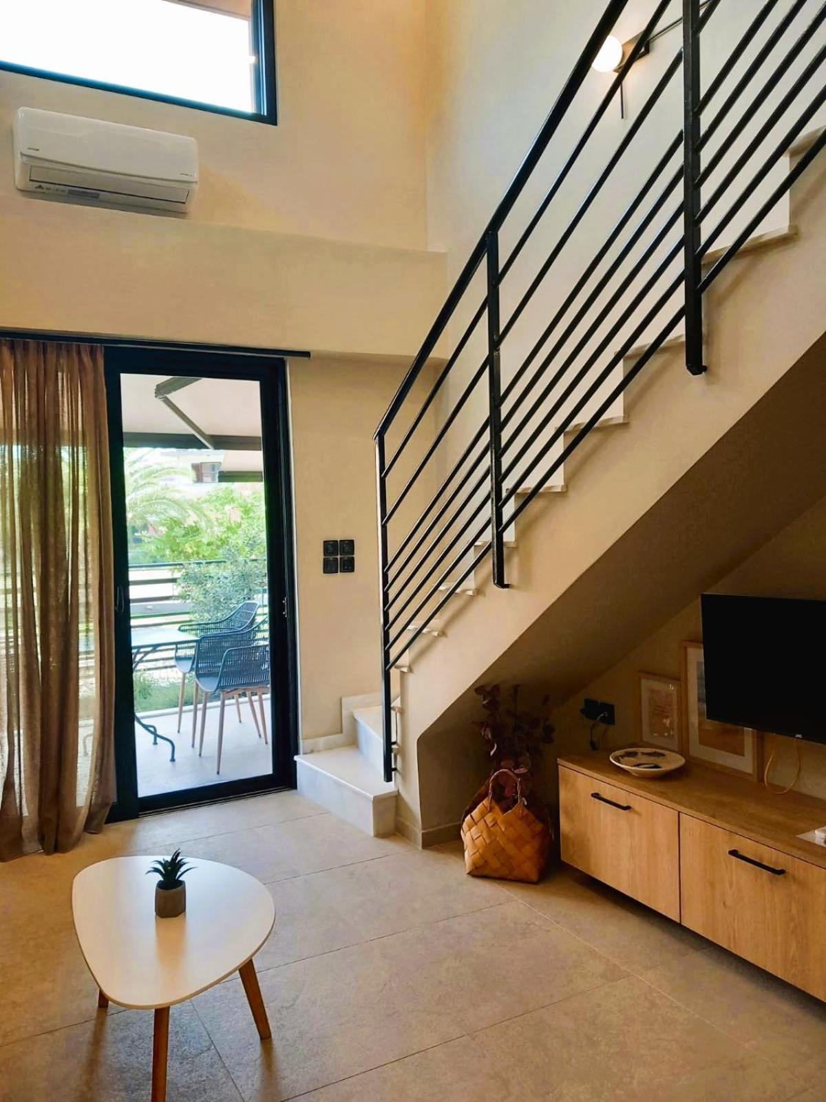 Aparthotel Athilia Nikiana