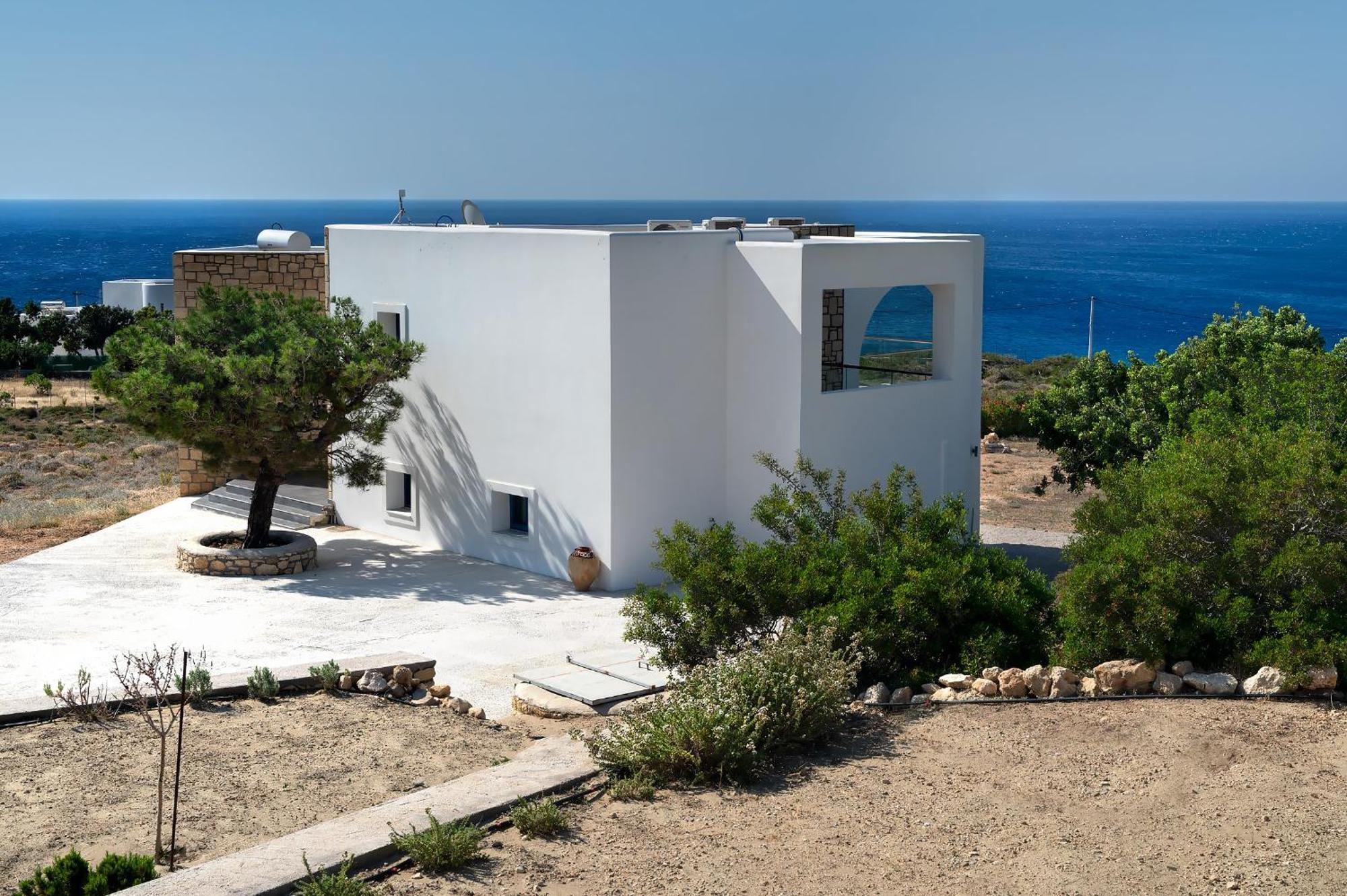 Aelia Luxury Villa