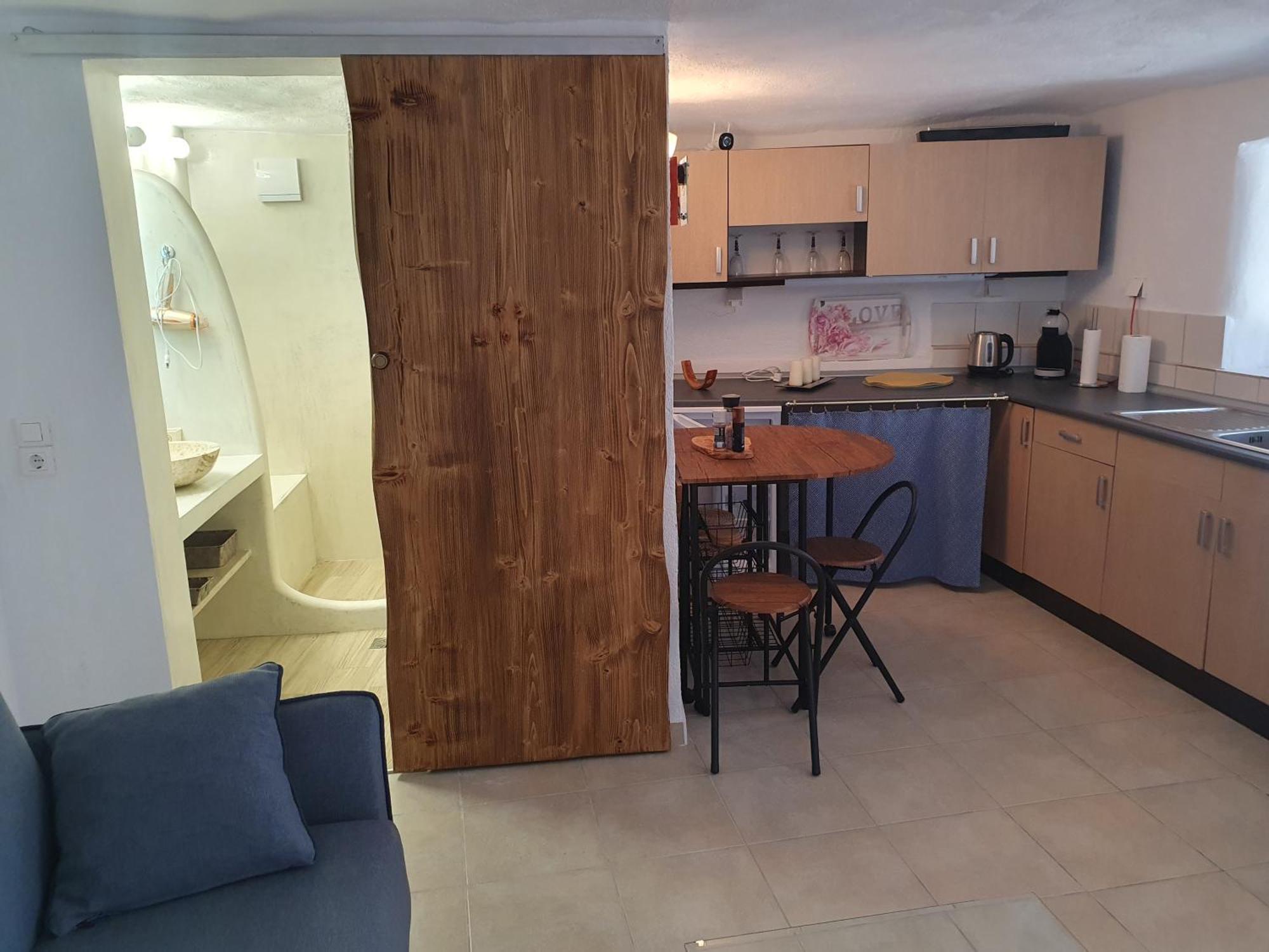 Oniero Apartment *