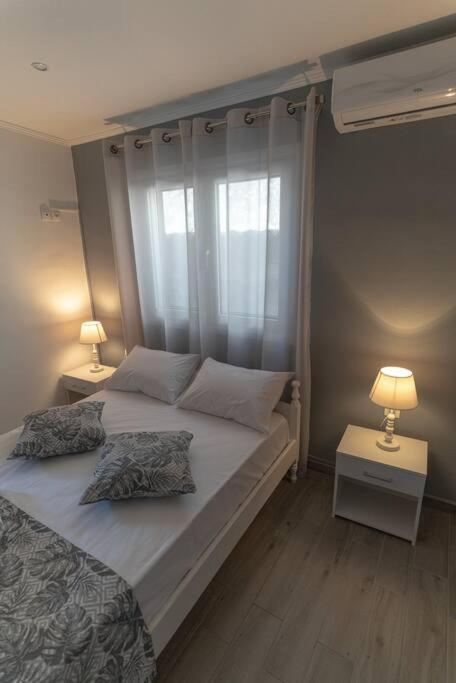 Anna Apartment *