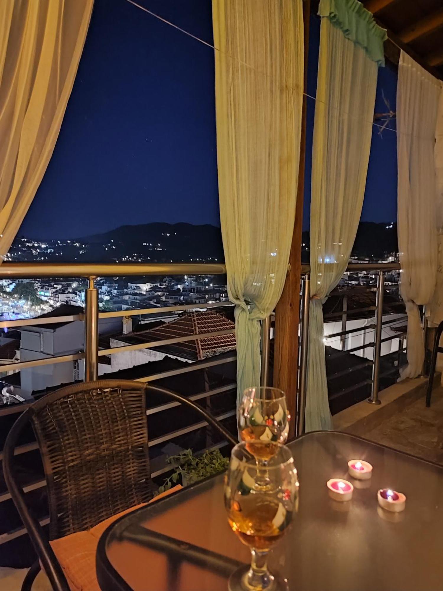 Kastro House Holiday home *