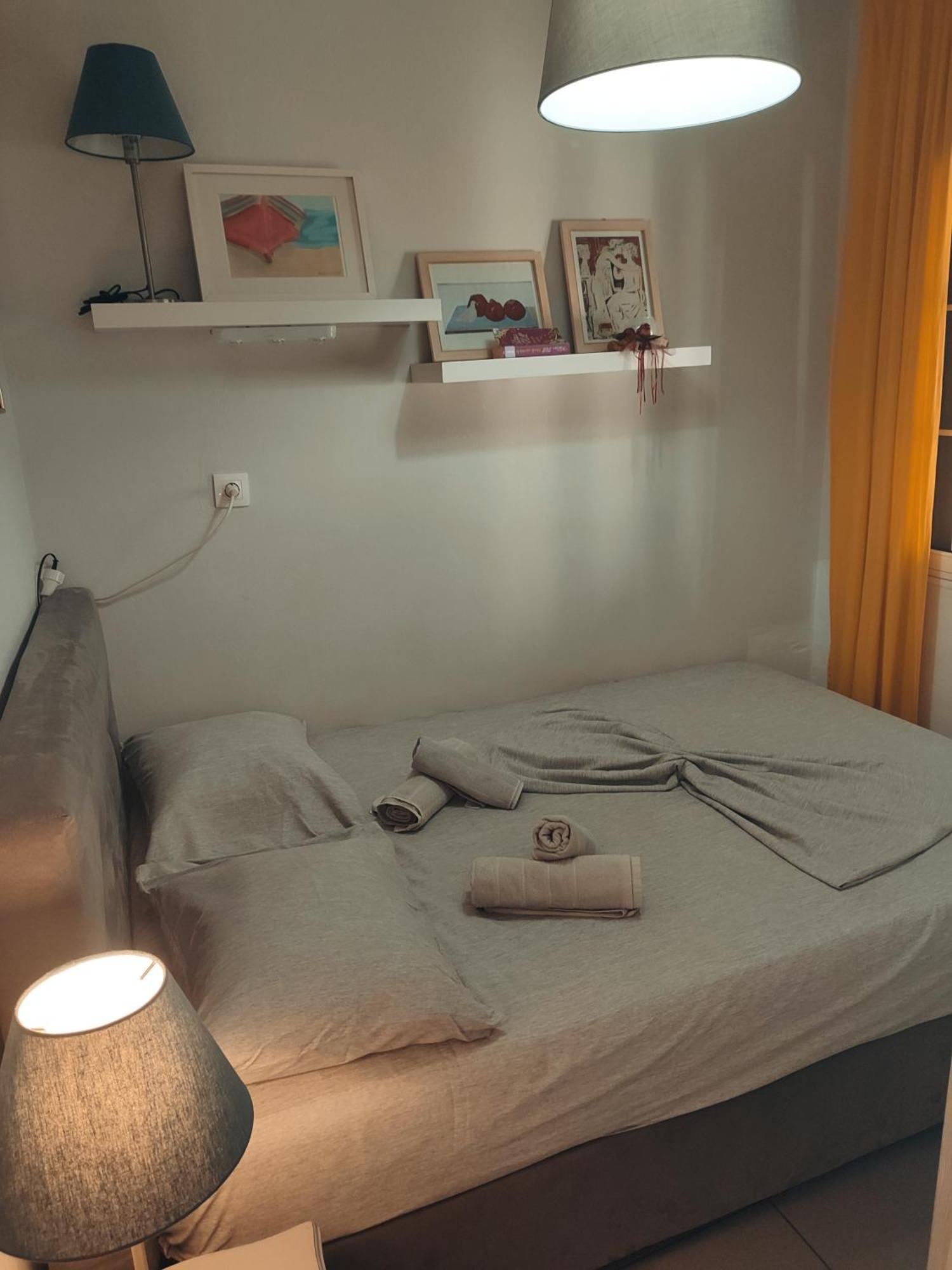 Kastro House
