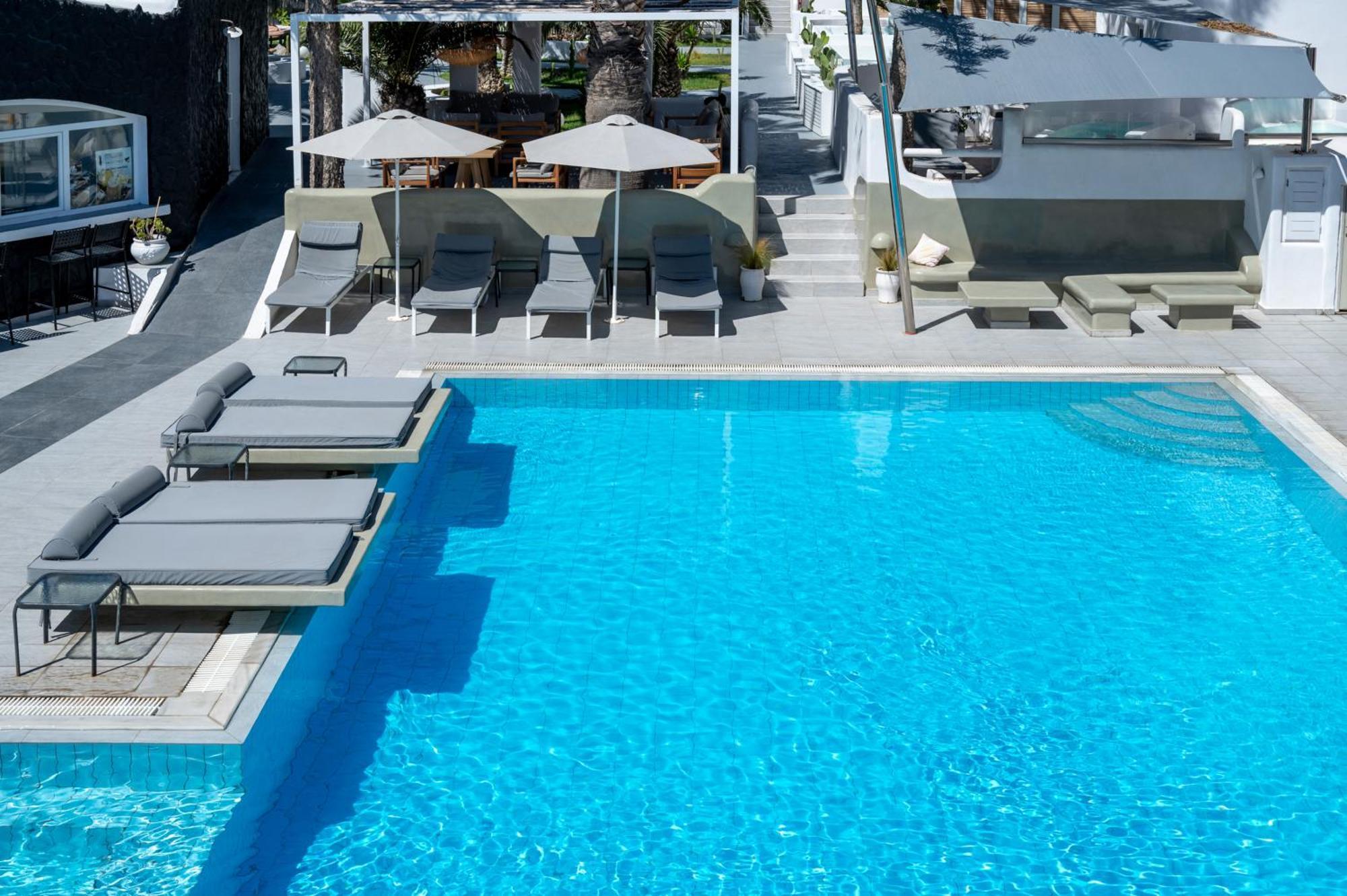 Daedalus Hotel 4*