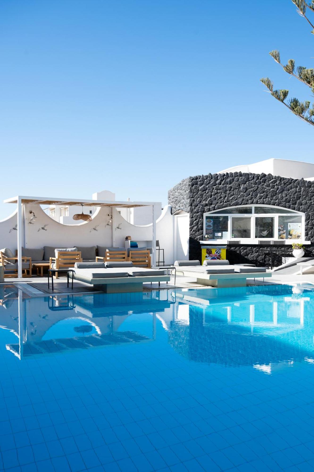 Daedalus Fira (Santorini)