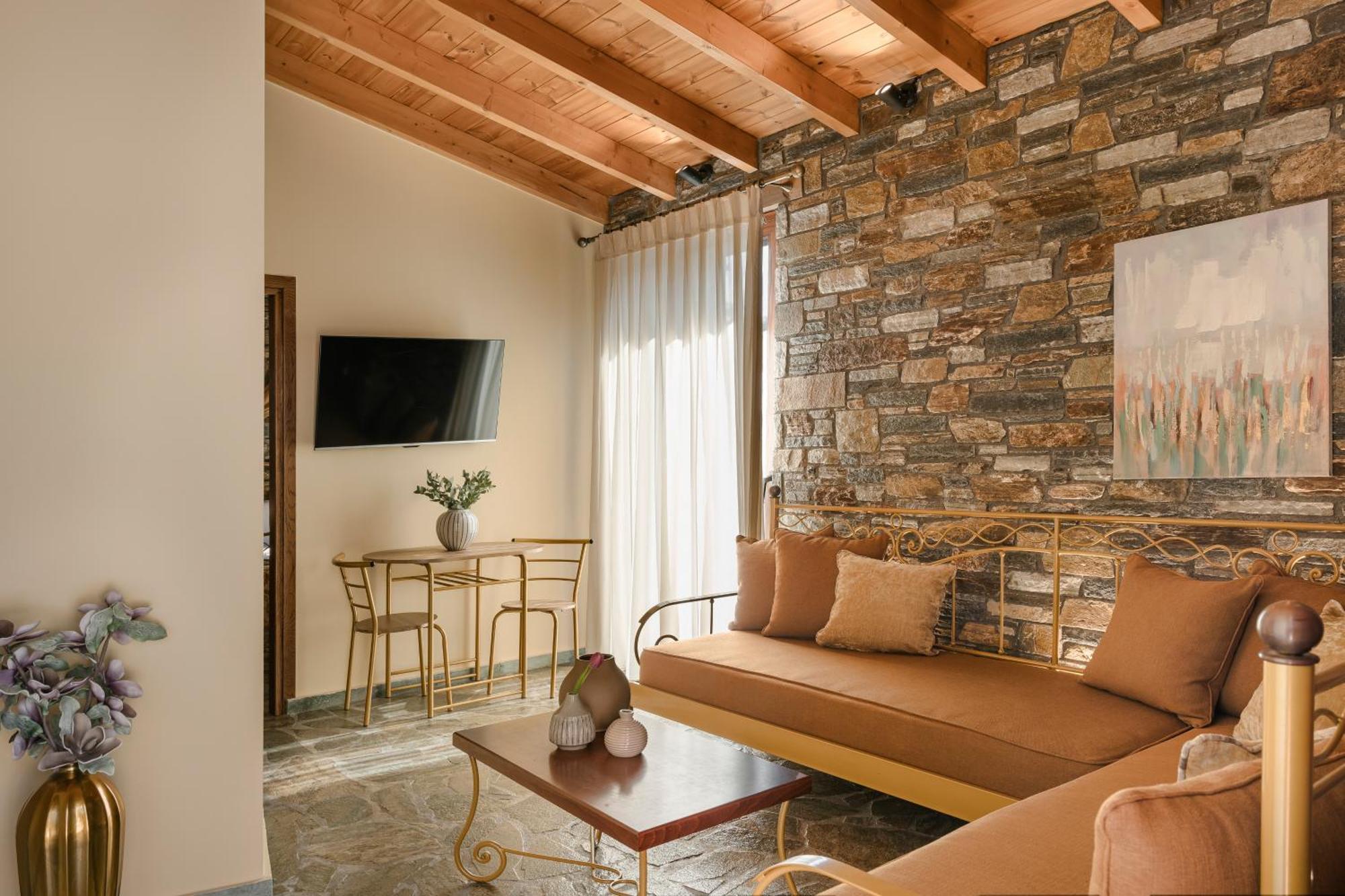 Aparthotel Paramithenio Village &