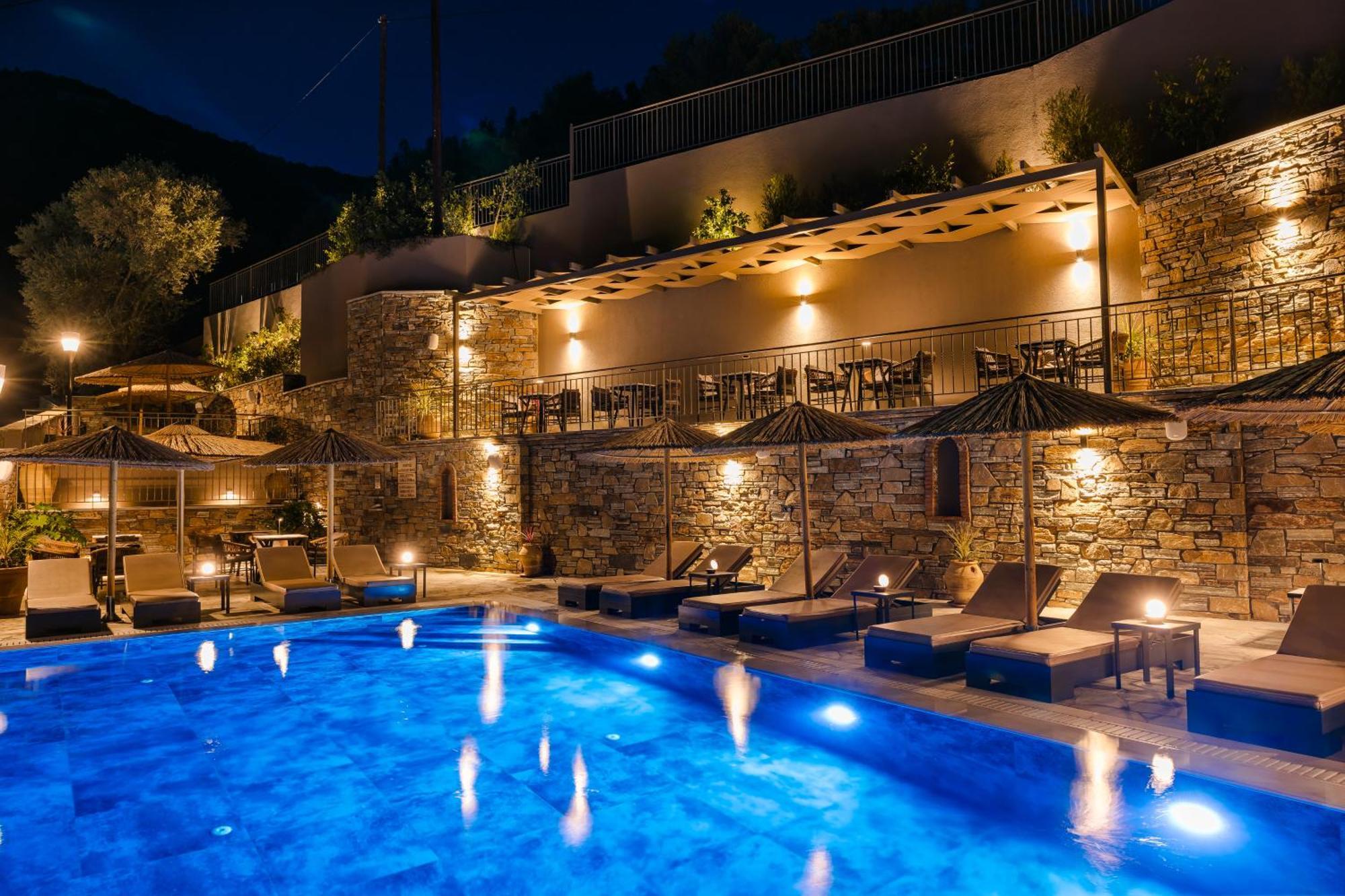Paramithenio Village & Aparthotel Agioi Apostoloi (Evia)