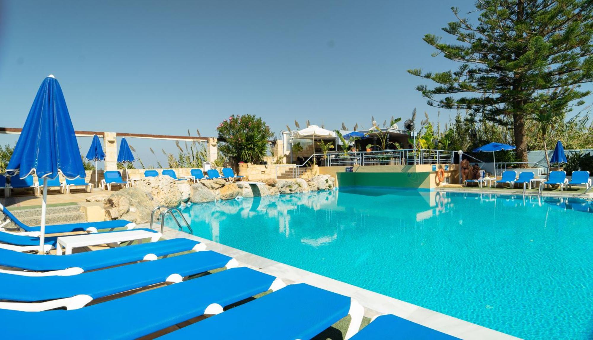 Futura 2* Maleme (Crete)