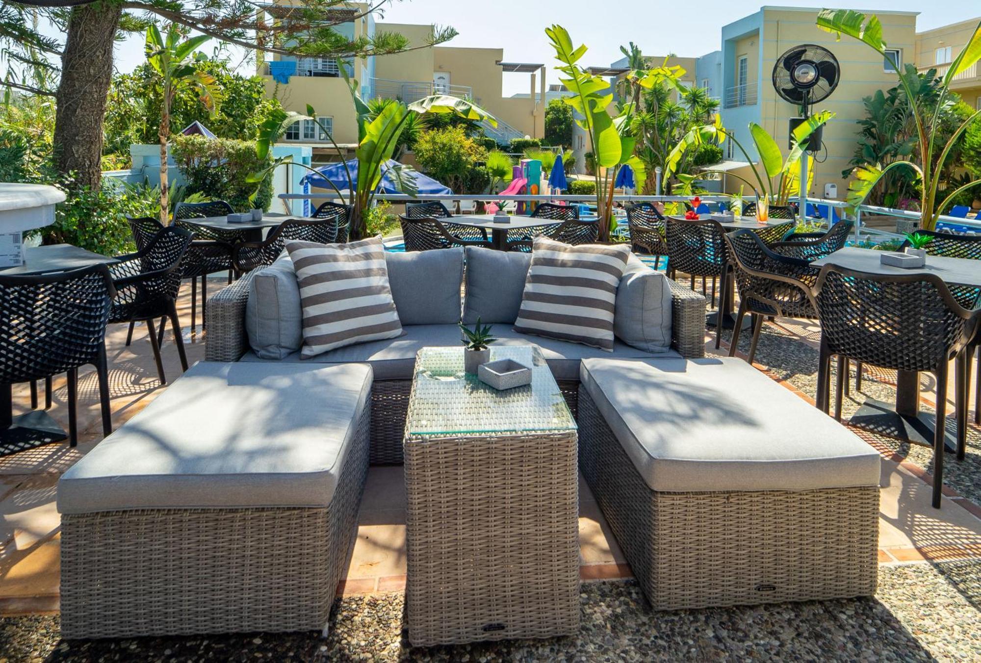 Futura Aparthotel Maleme (Crete)