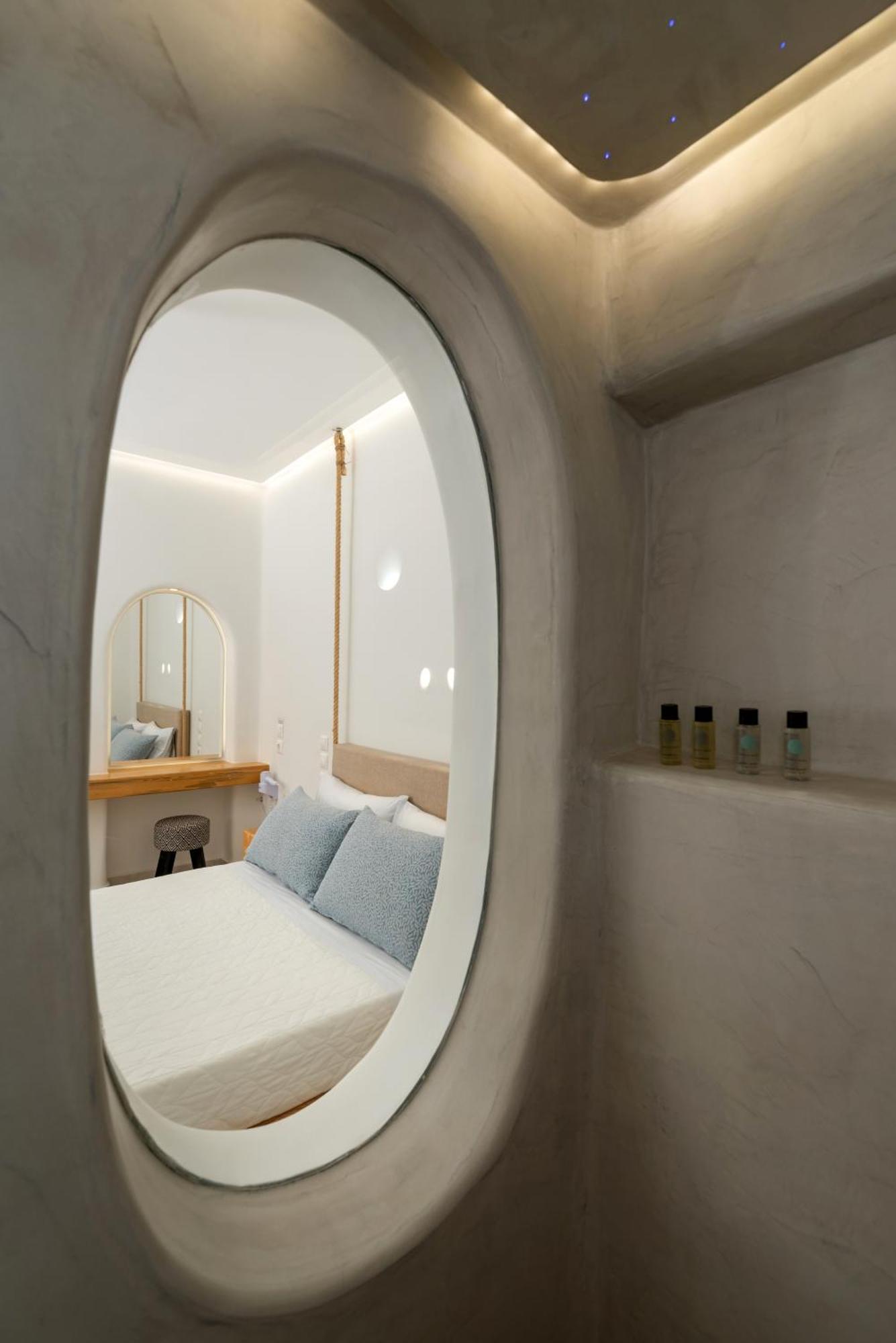 Hotel Thira Fira (Santorini)