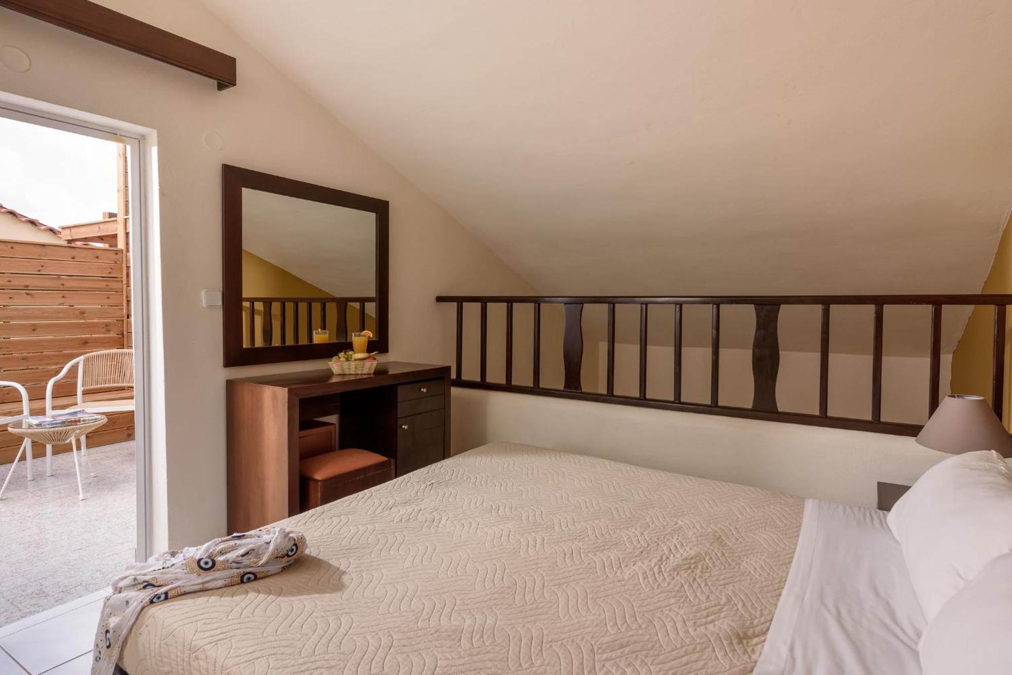 Hotel Eurohotel Theo 4*