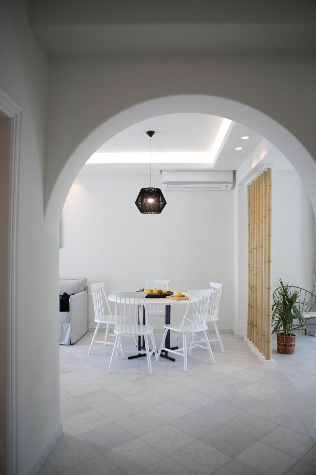 Aeolos Sustainable Living Apartment Agkidia