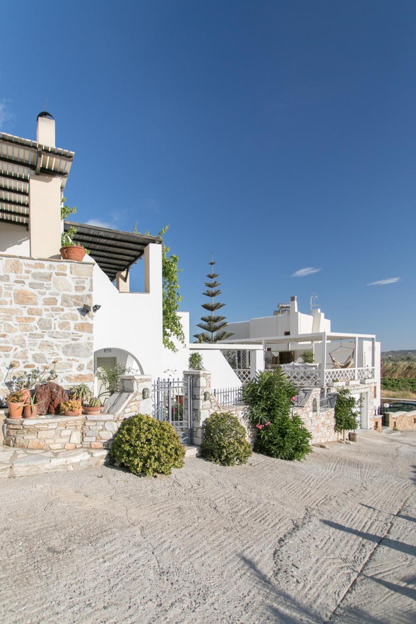 Aeolos Sustainable Living Apartment Agkidia