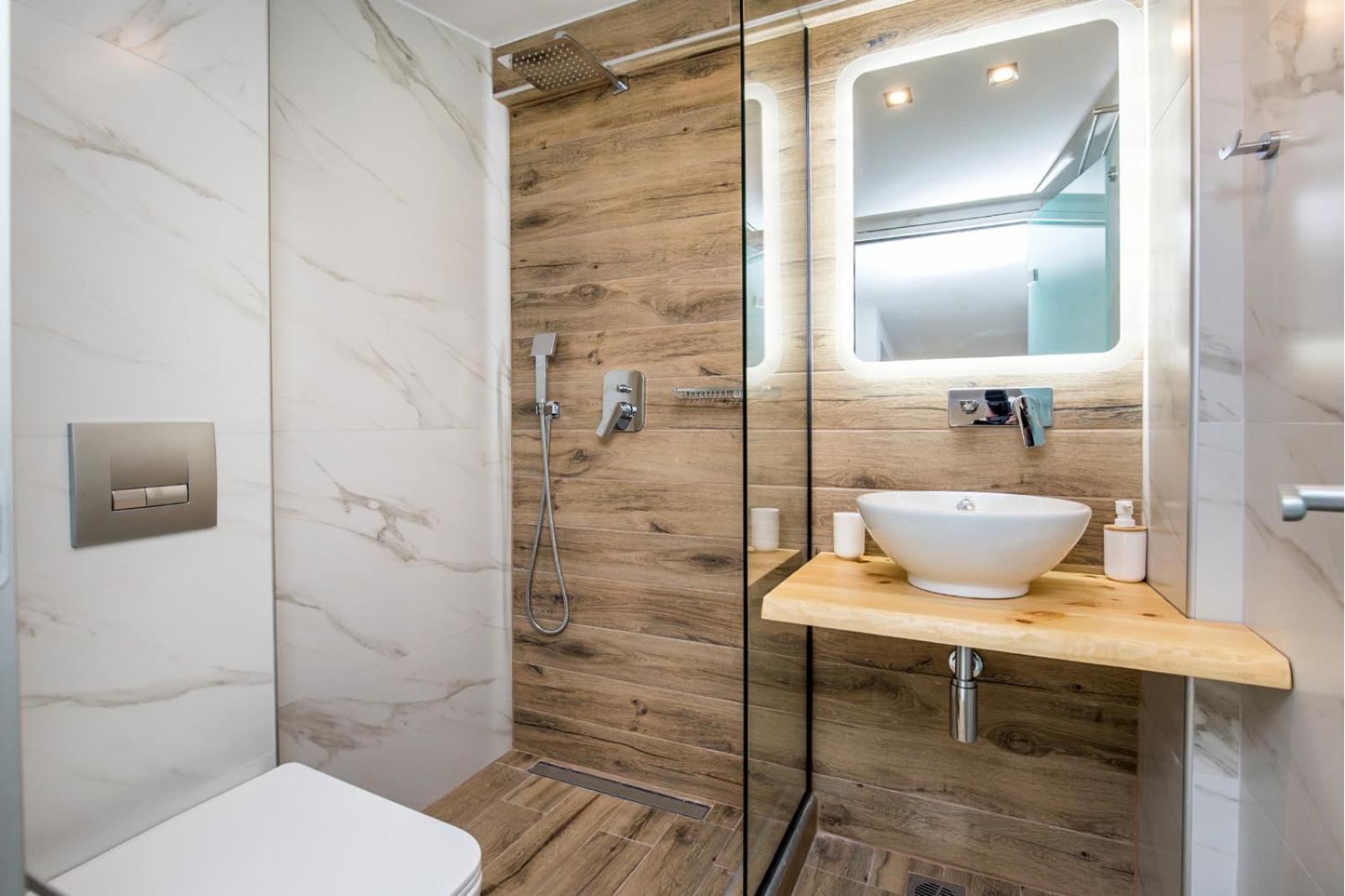 Apartment Aria