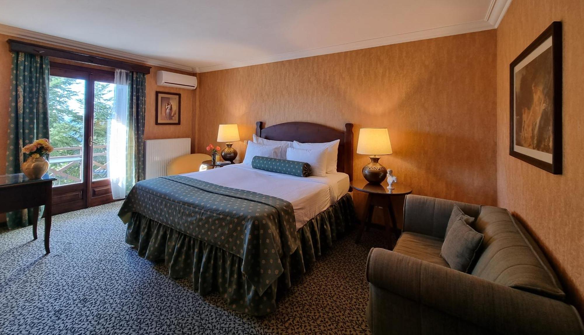 Likoria Hotel 4*