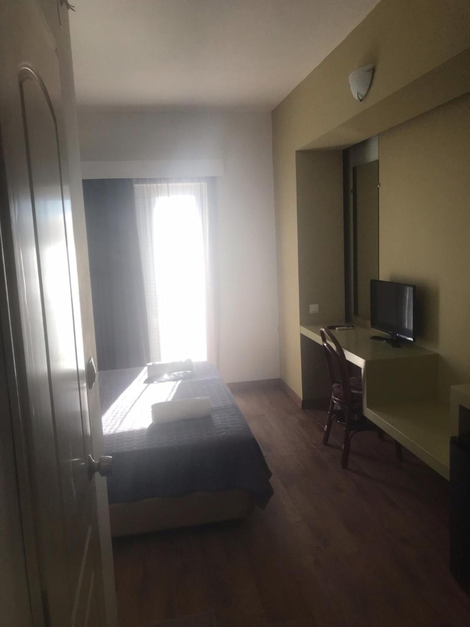 Annema And Restaurant Hotel