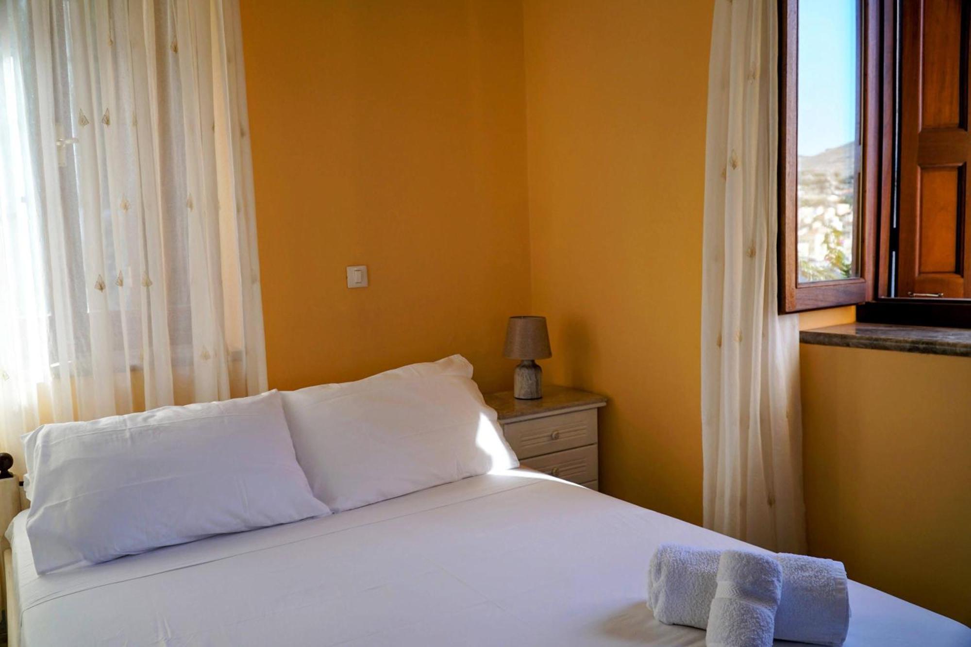 Apartment Petalo House