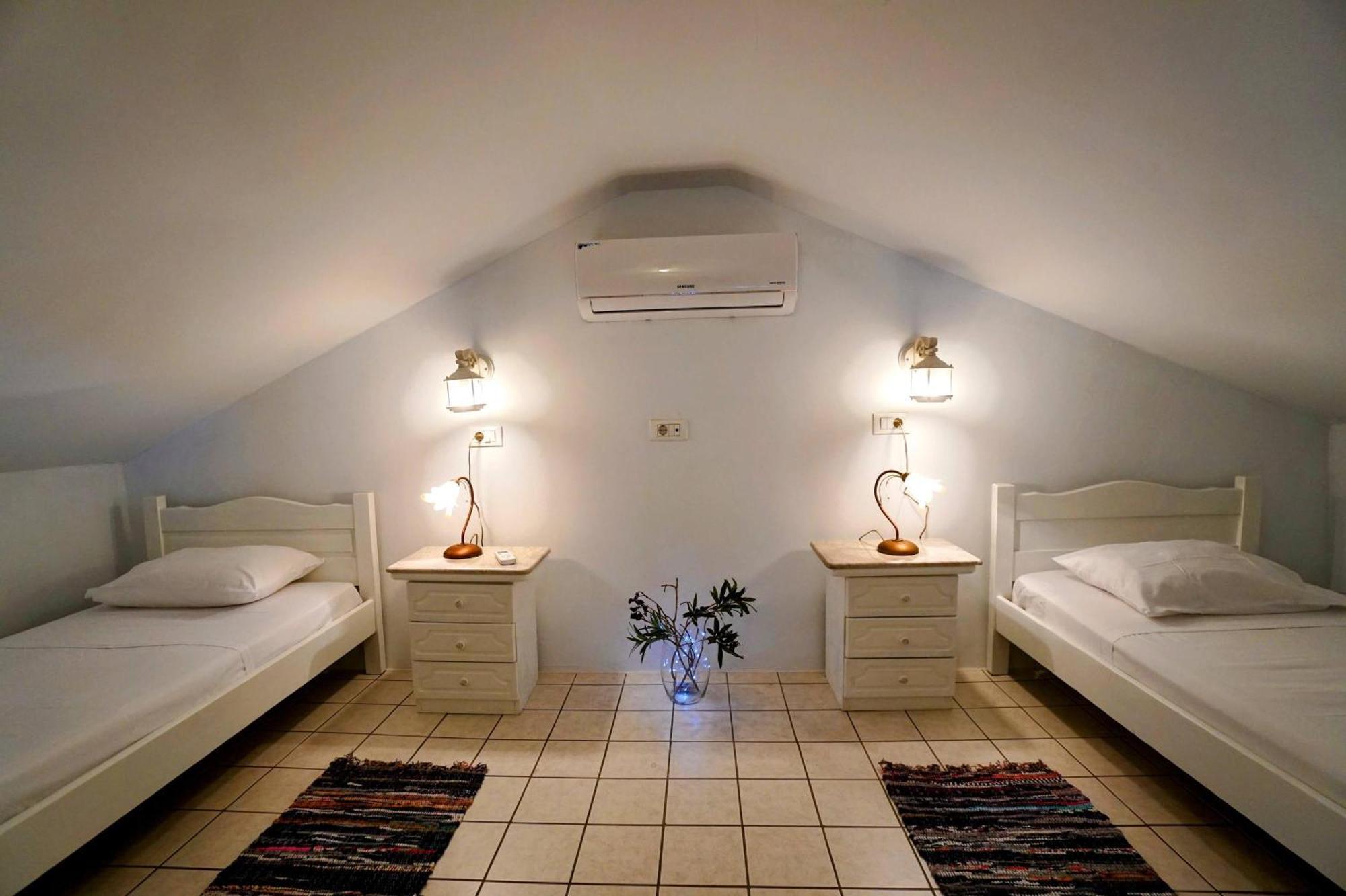 Petalo House Apartment Symi