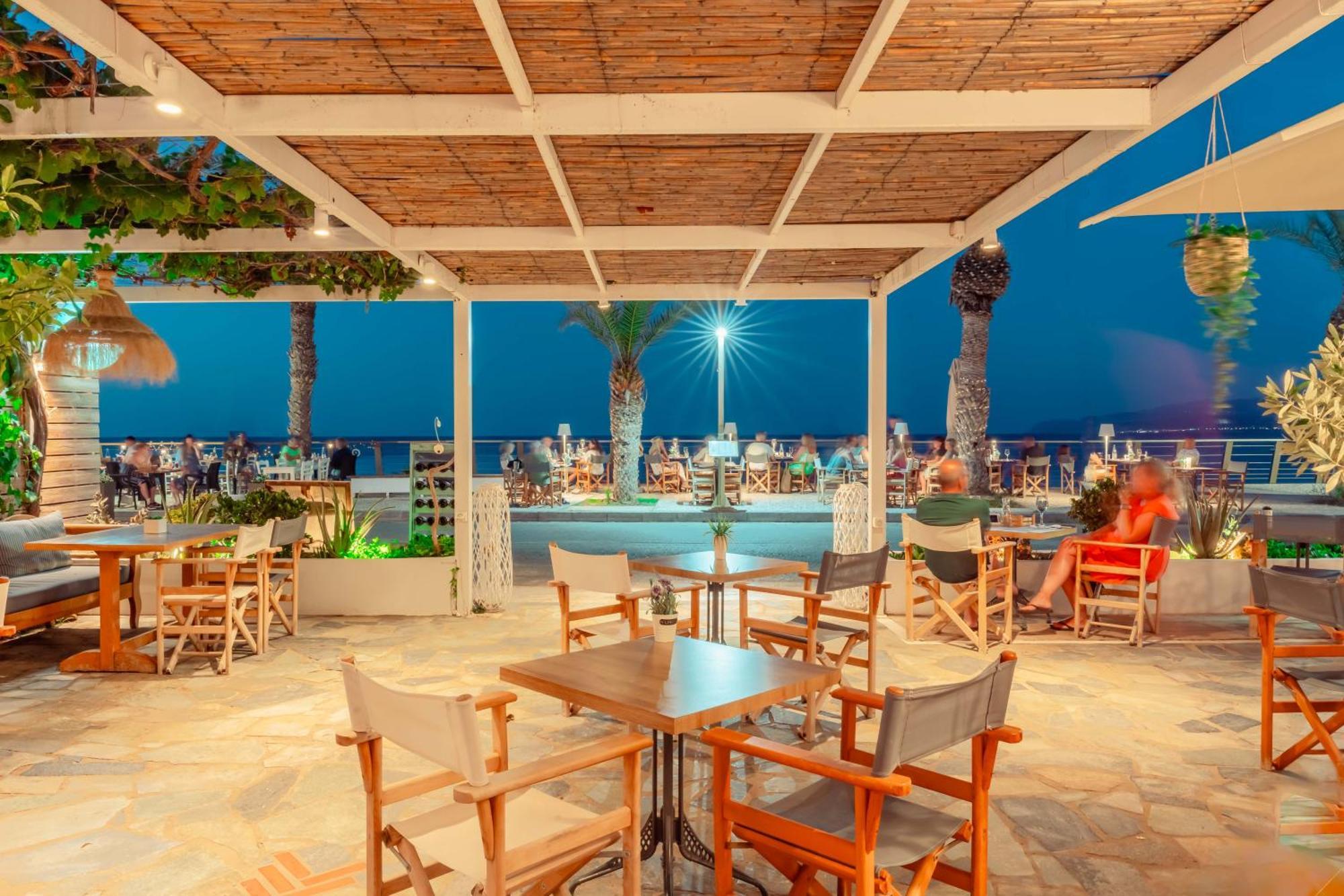Maistrali Sea View *