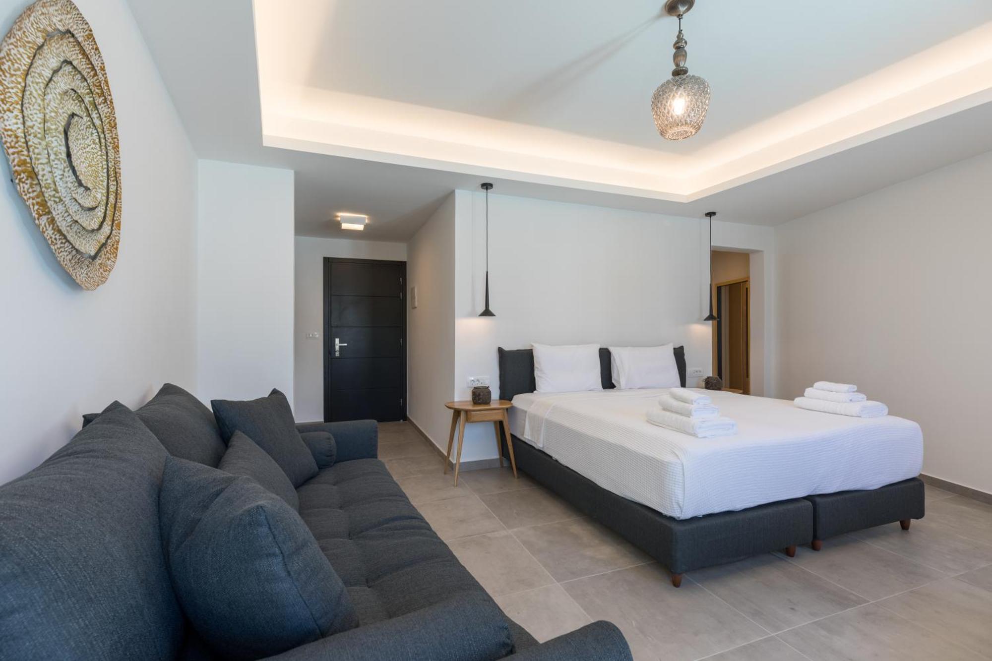 Nostos Kamari (Santorini)