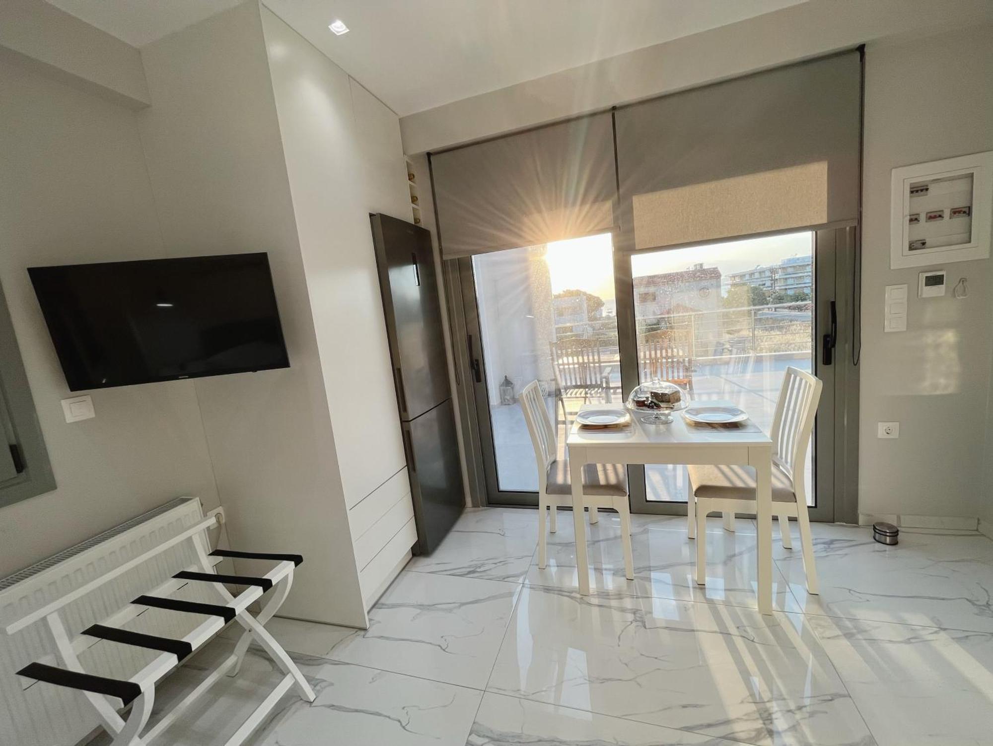 Blueline 2 Loutraki (Corinthia)