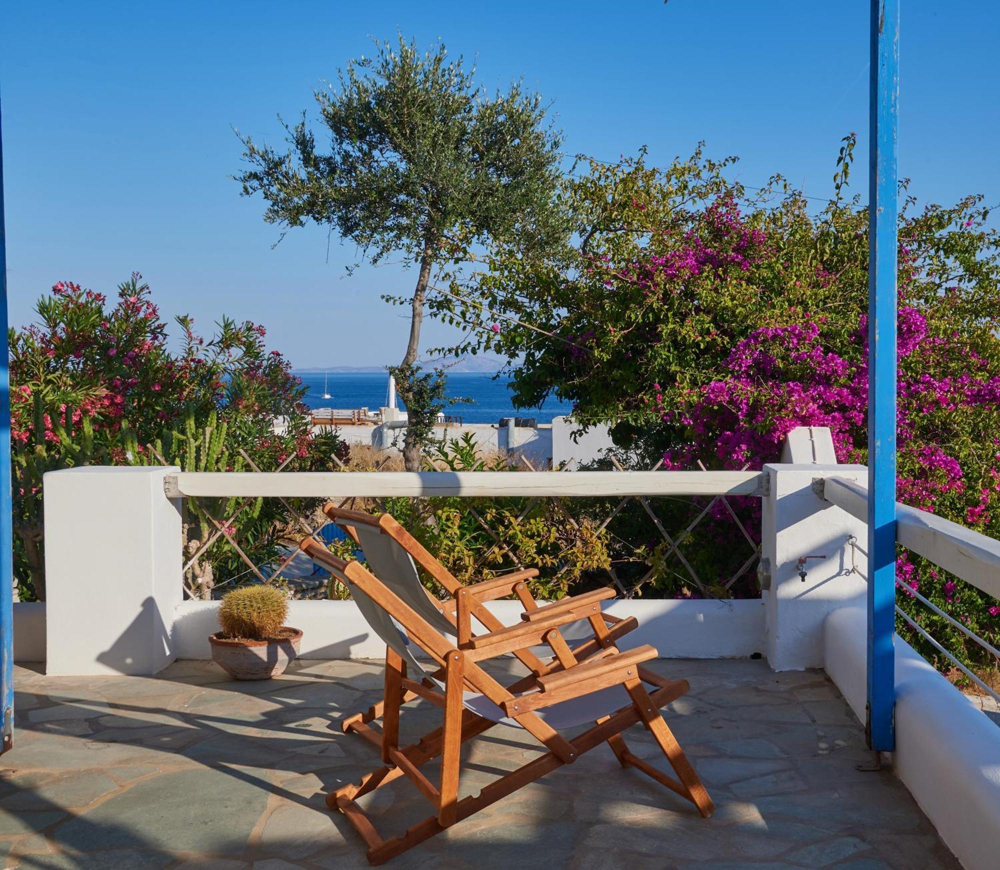 Cleopatra Seaside Homes, Logaras, Paros Apartment